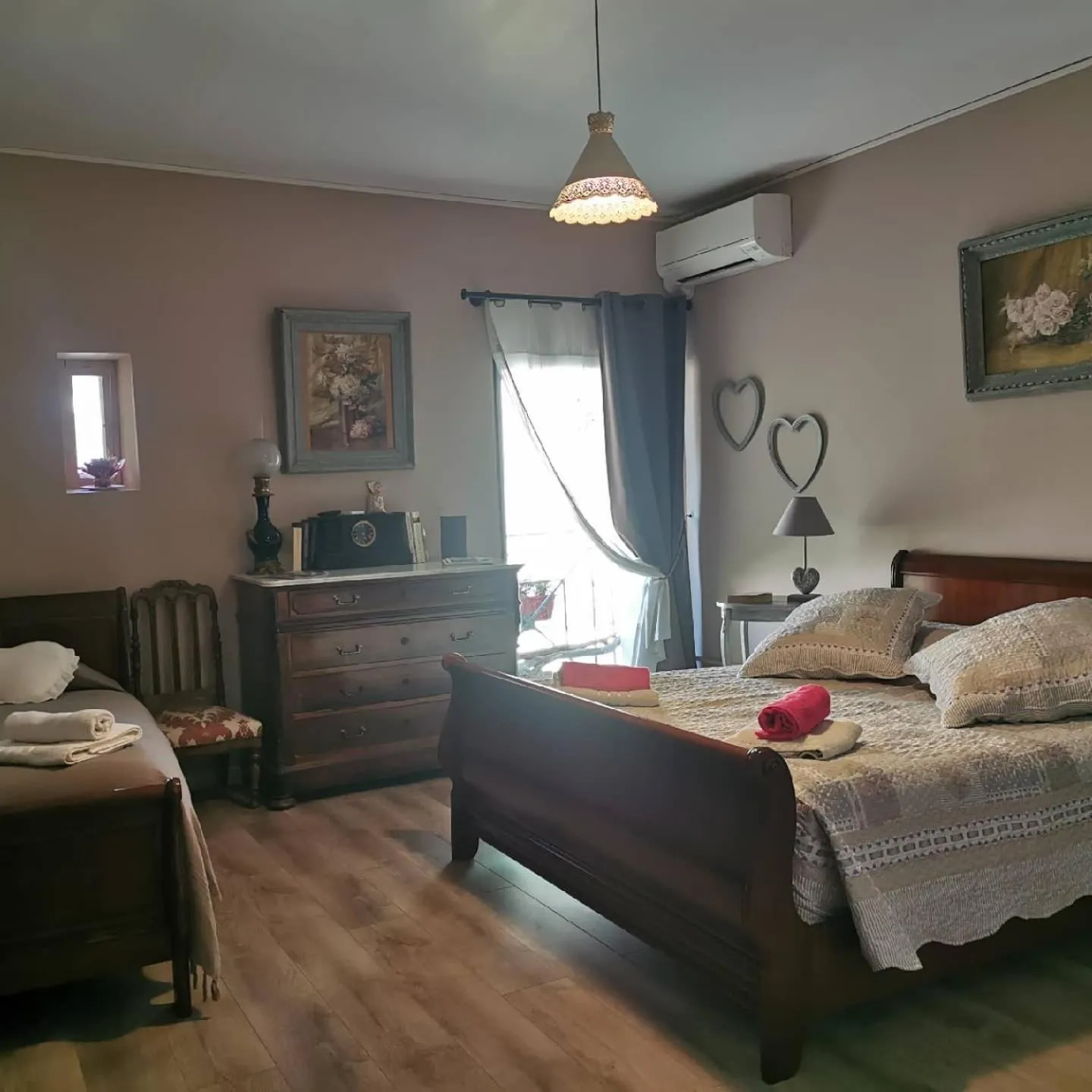 Property building, Bed in Le Clos des Aramons