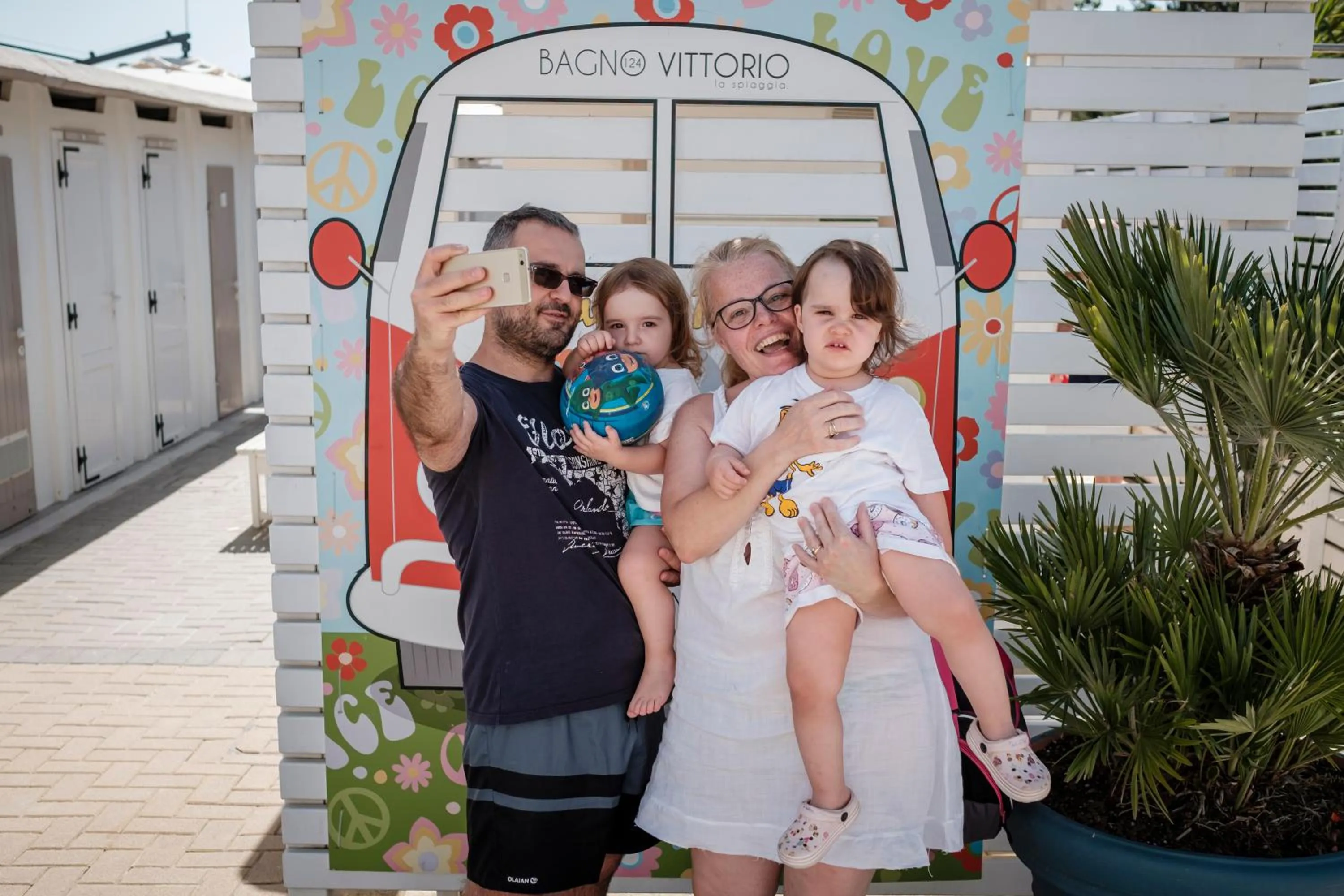 People in Pinetina Mare Baby Family Hotel