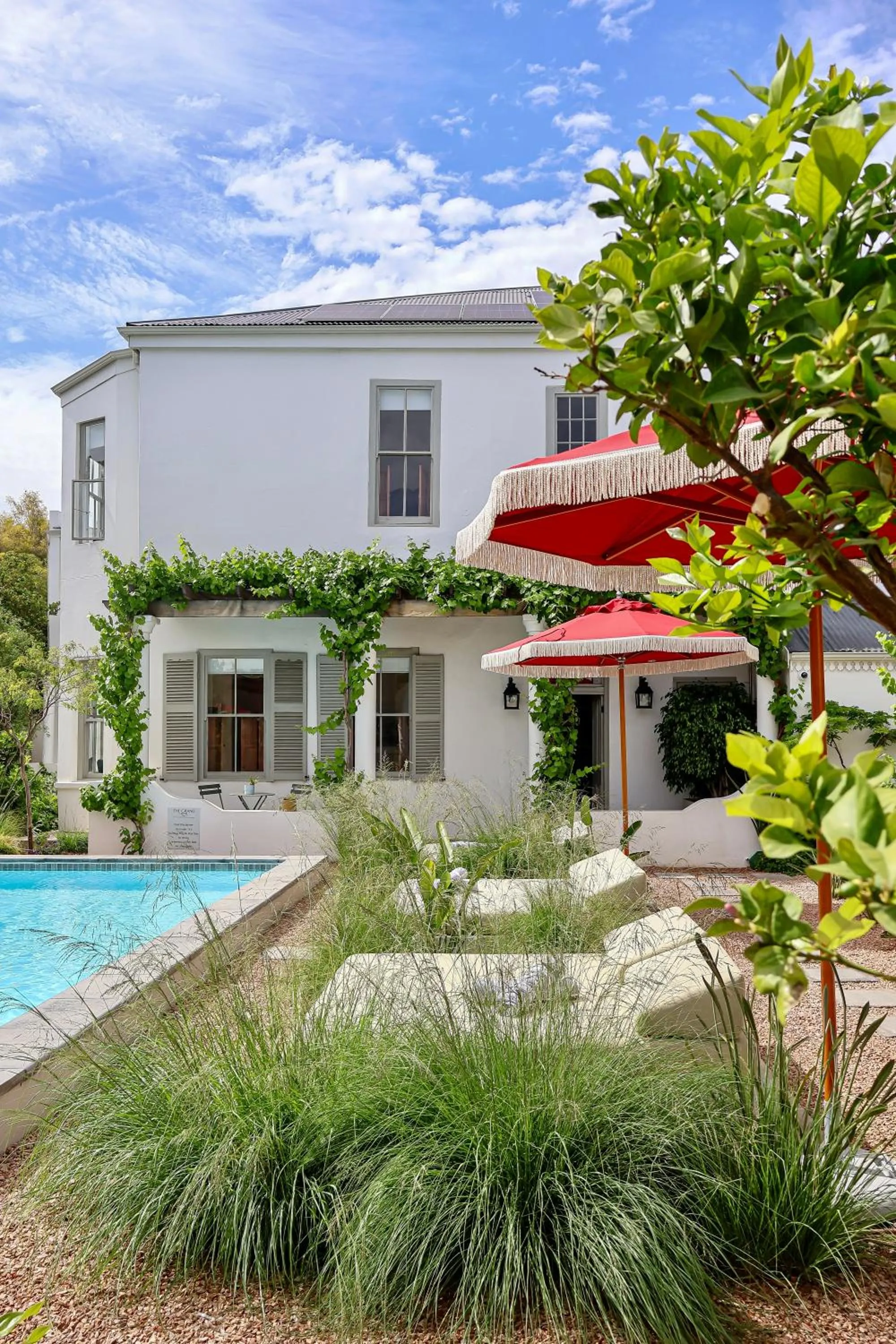 The Grand Hotel Robertson