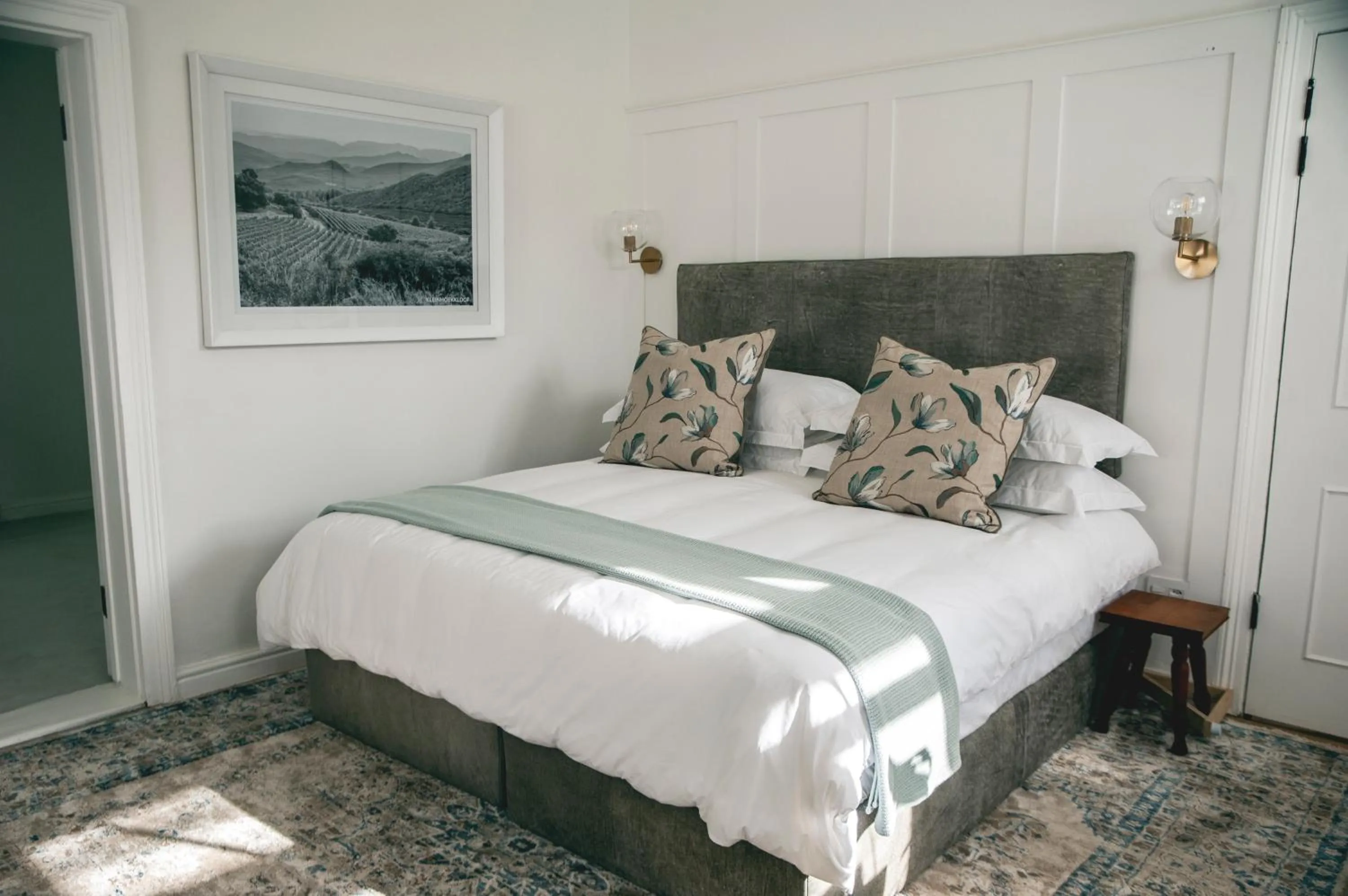 Bed in The Grand Hotel Robertson