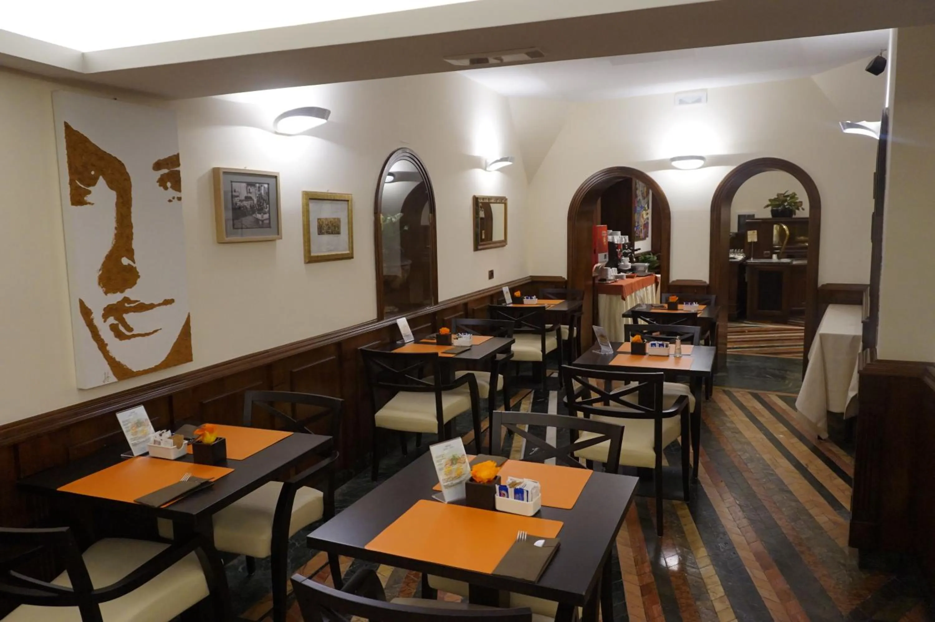 Restaurant/places to eat in Hotel Nazionale