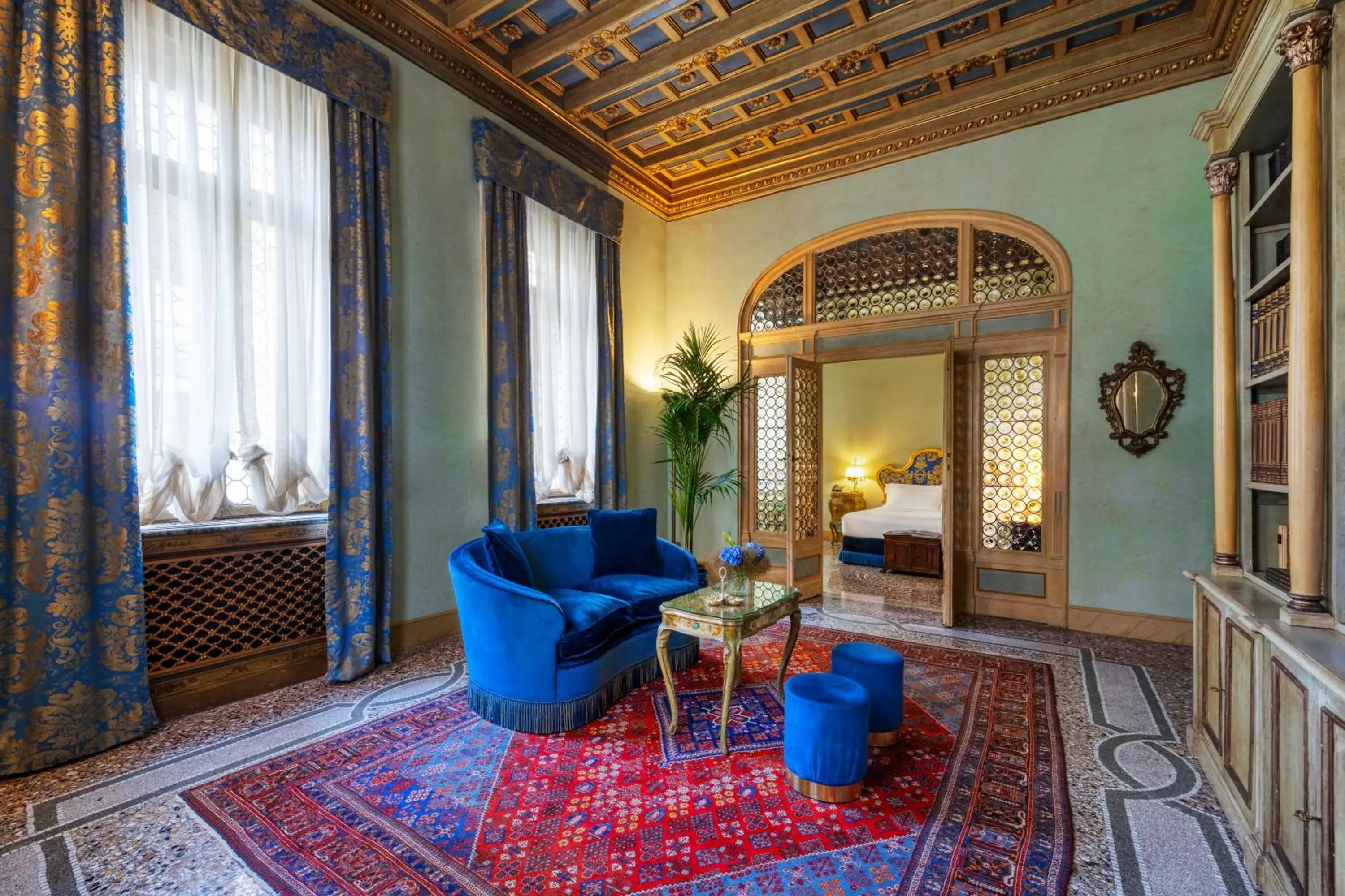 Suite with Balcony Venezia in Hotel Locarno Suite with Balcony Venezia in Hotel Locarno