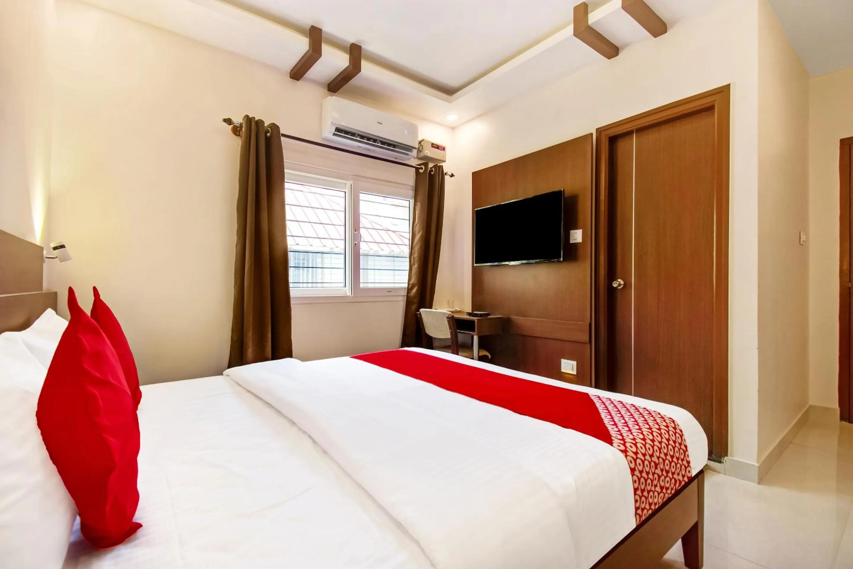 Bedroom, Bed in Super Hotel O Resida Elite Service Apartments Near Manipal hospital