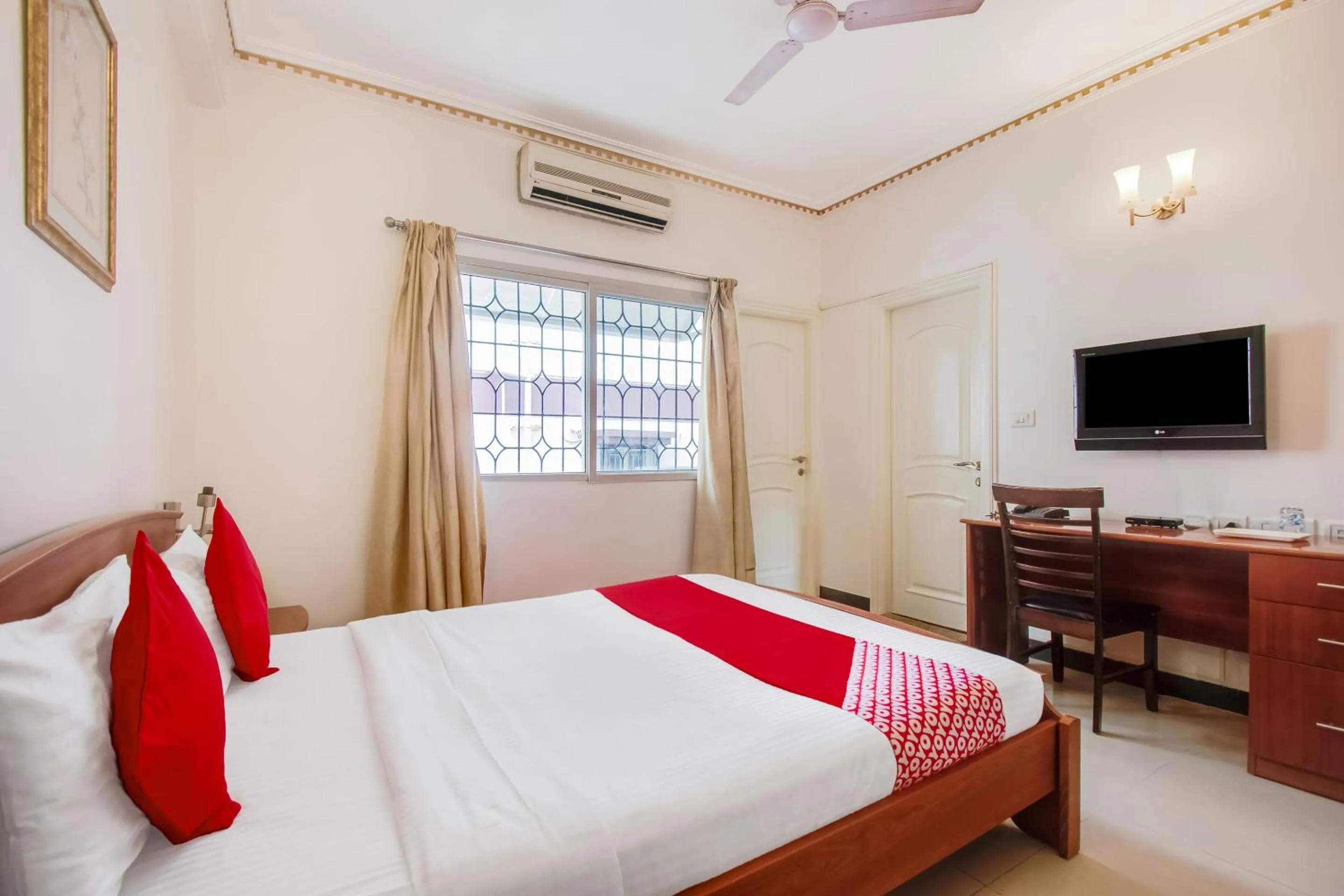 Bedroom, Bed in Super Hotel O Resida Elite Service Apartments Near Manipal hospital