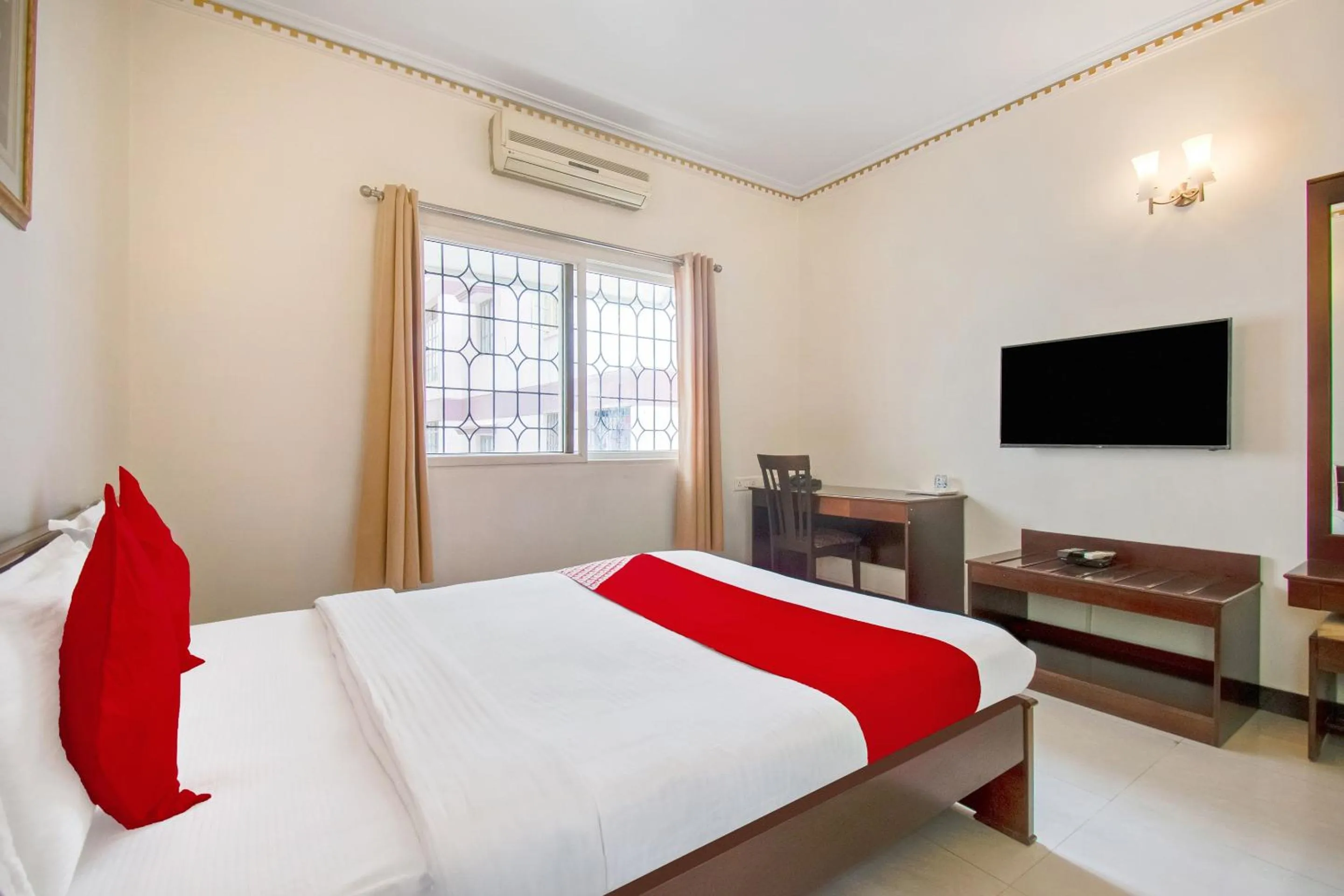 Bedroom, Bed in Super Hotel O Resida Elite Service Apartments Near Manipal hospital