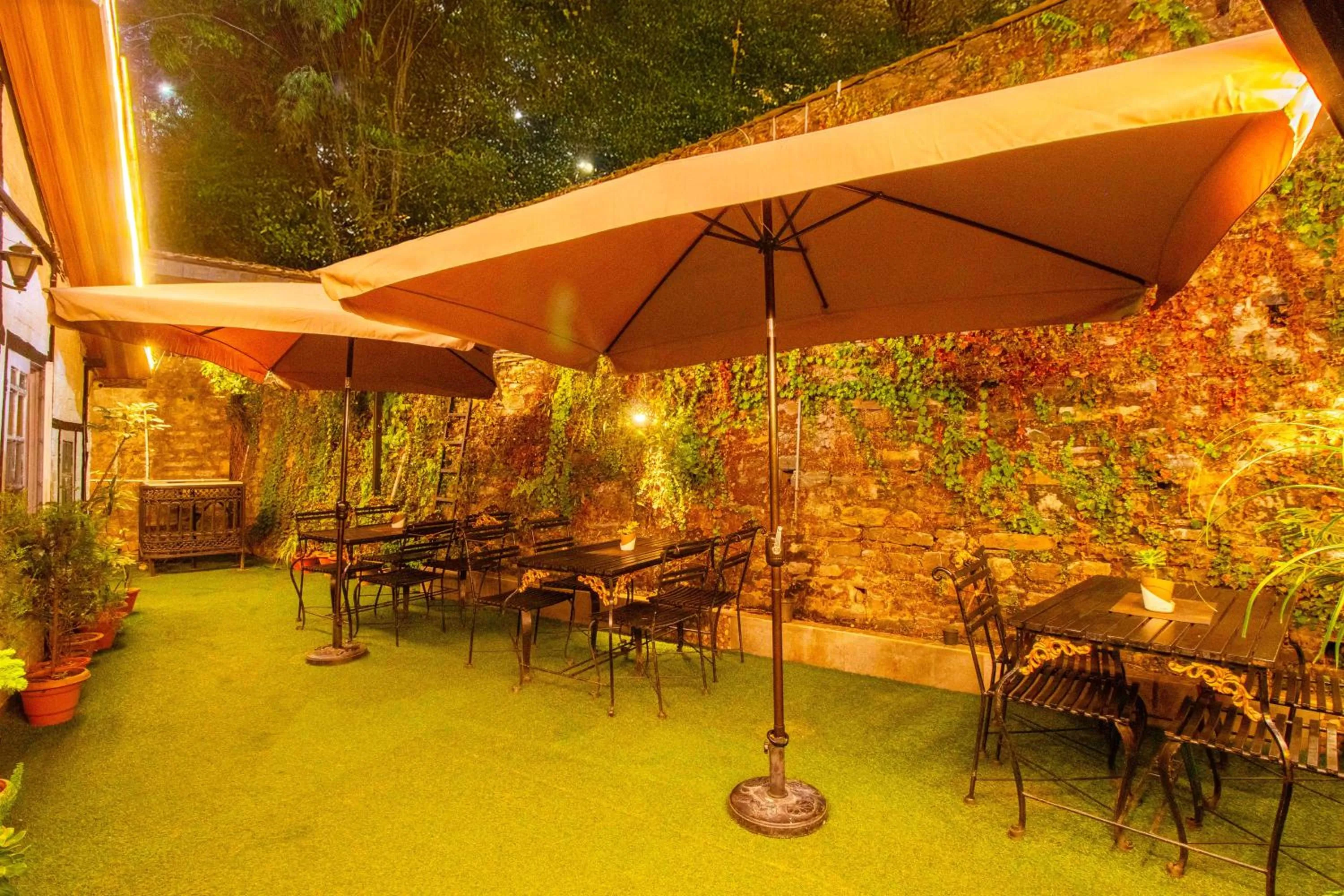Dining area in Treebo The Alpine Heritage Residency