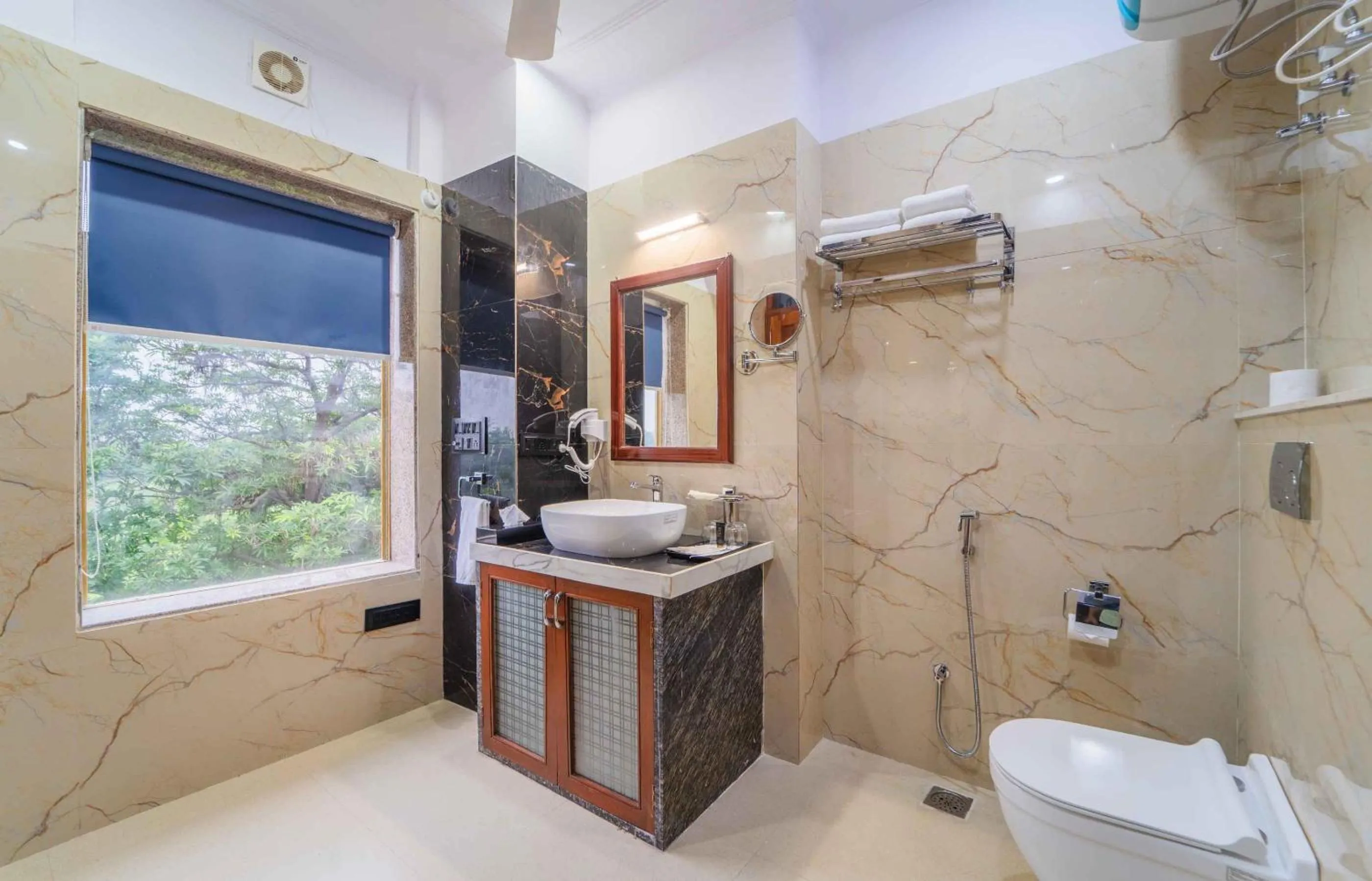 Shower in The Kurki Heritage