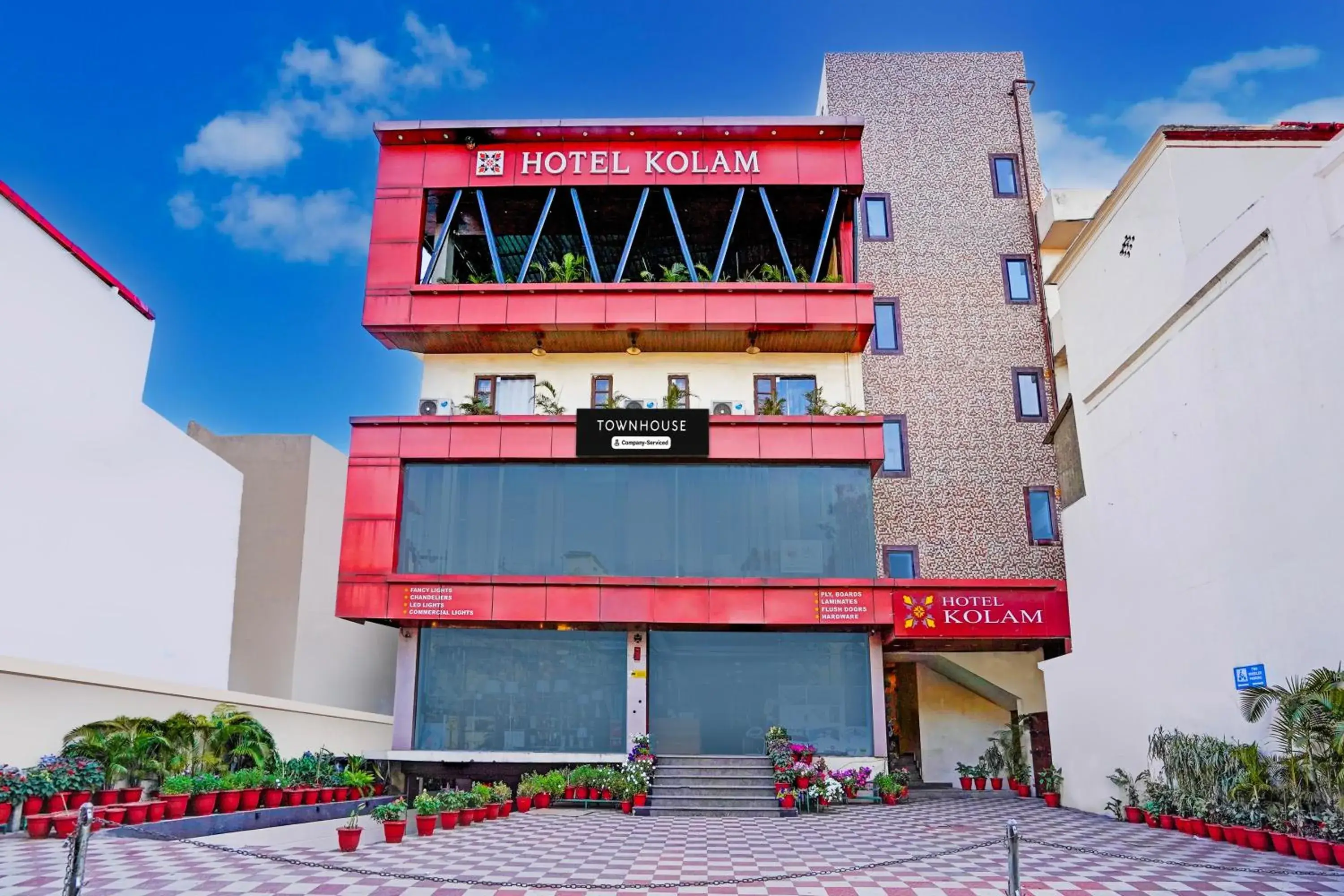 Super Townhouse Prince Chowk Near Railway Station Super Townhouse Prince Chowk Near Railway Station
