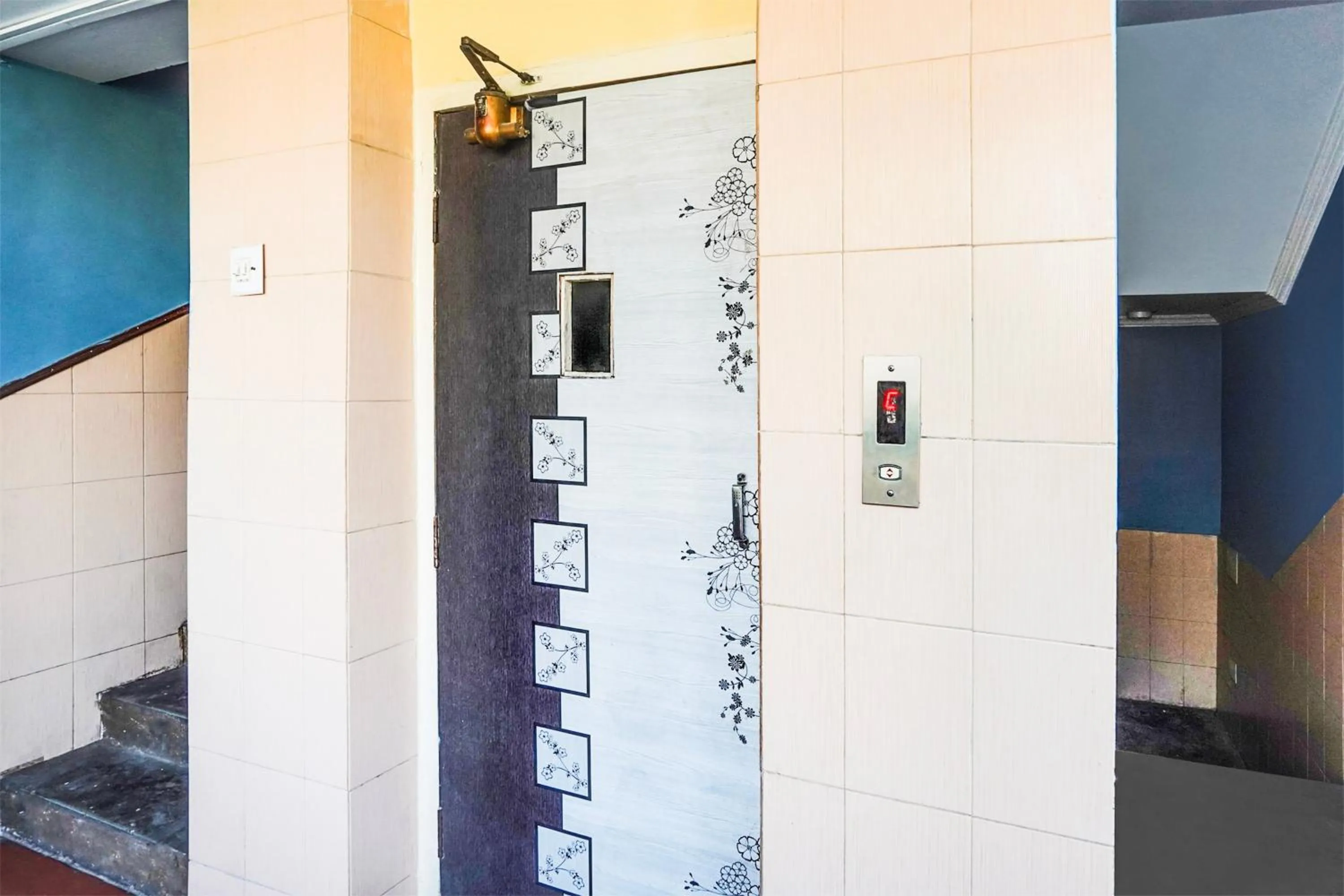 Lobby or reception in Hotel O Vibrant Residency