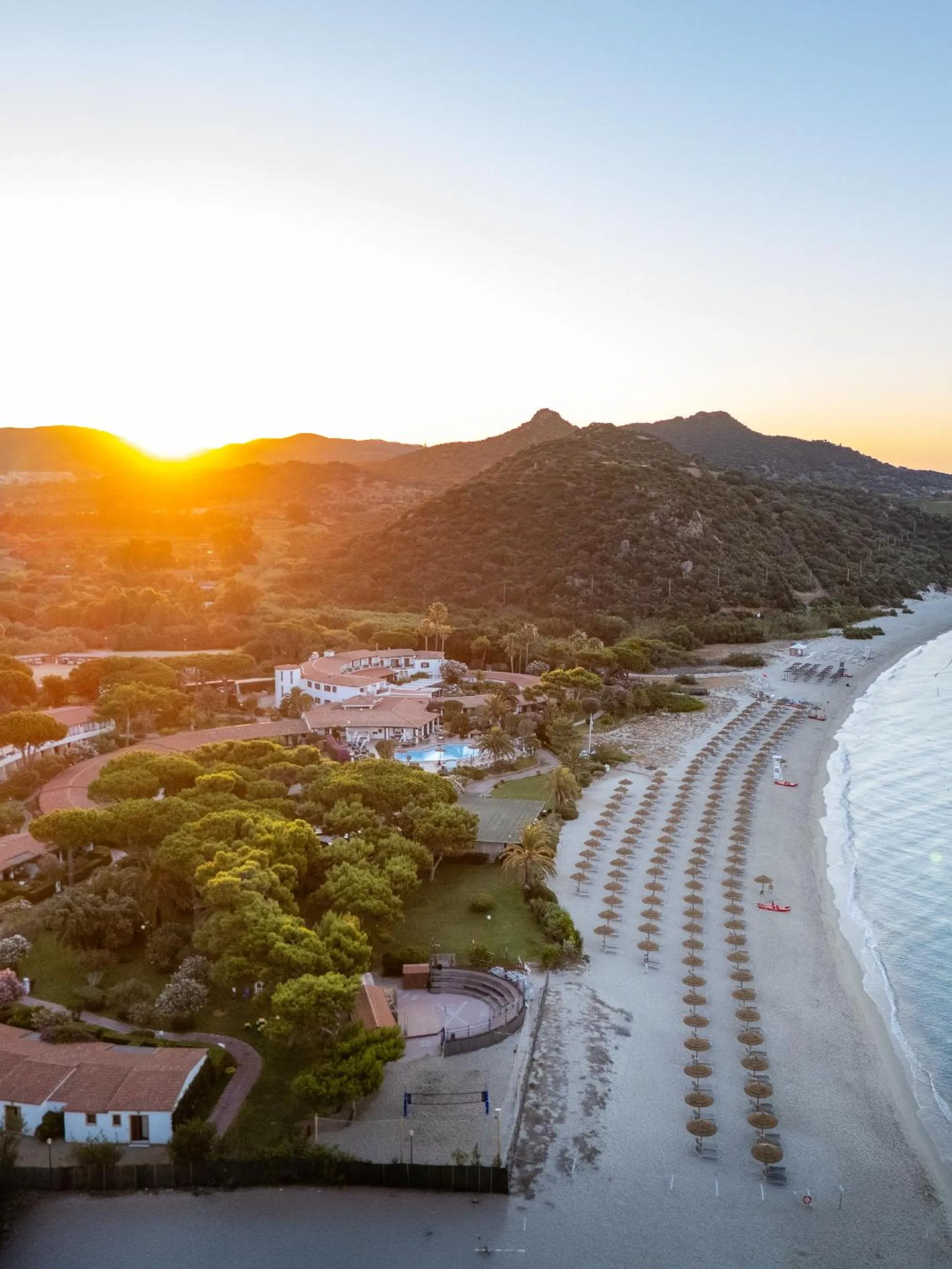 Sunset in Cormoran Hotel & Residence