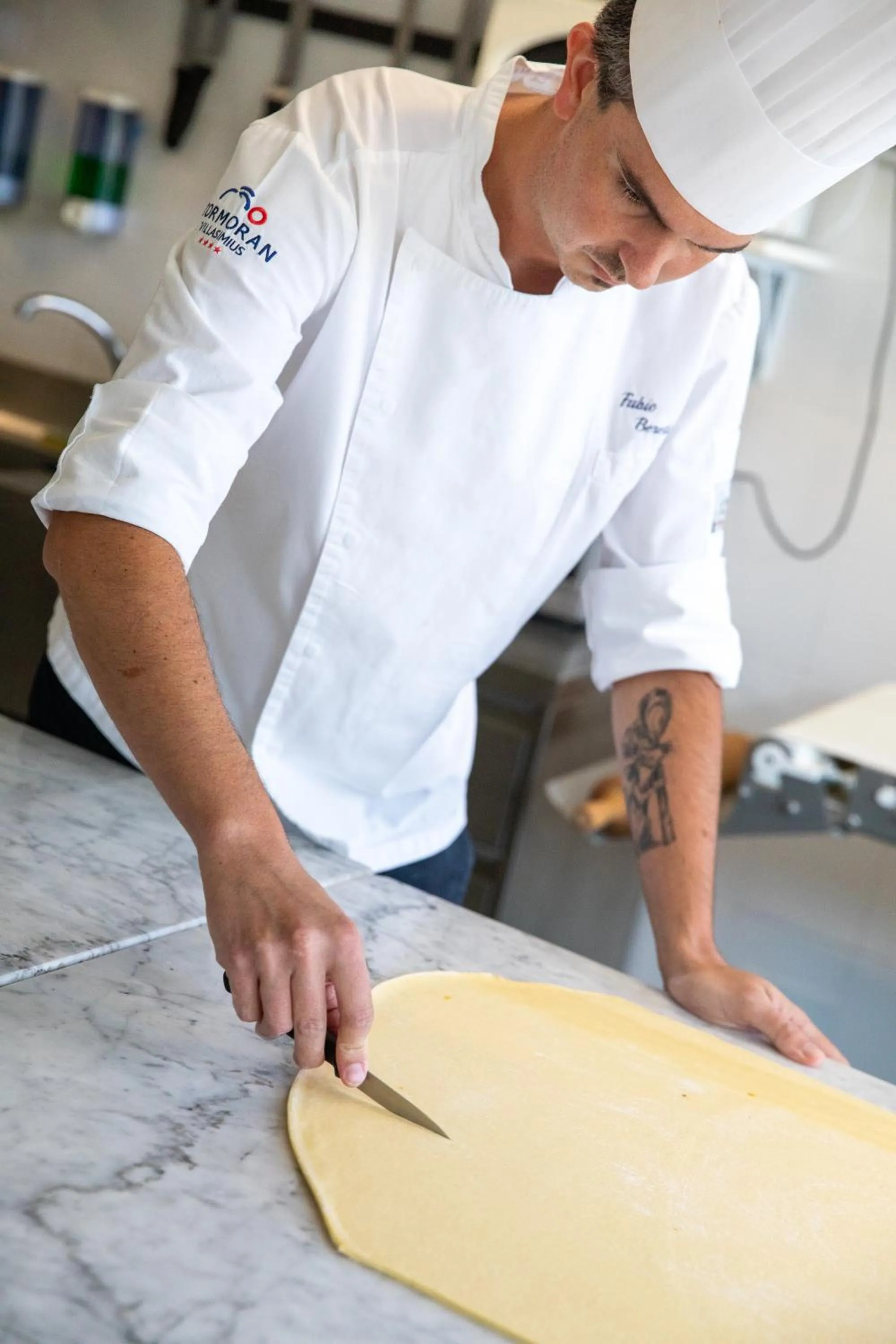 Food in Cormoran Hotel & Residence