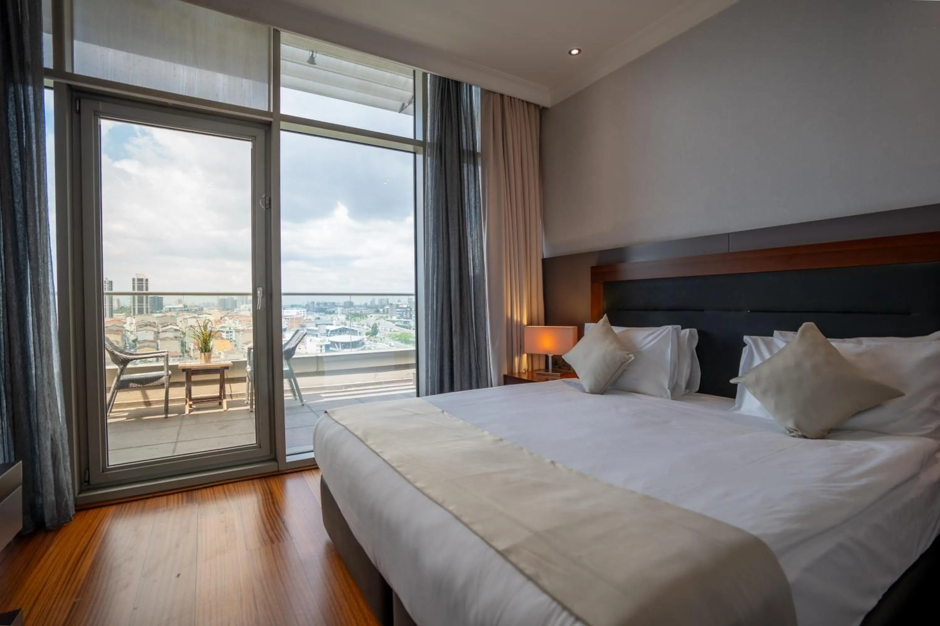 Bed in Sundance Hotel Istanbul