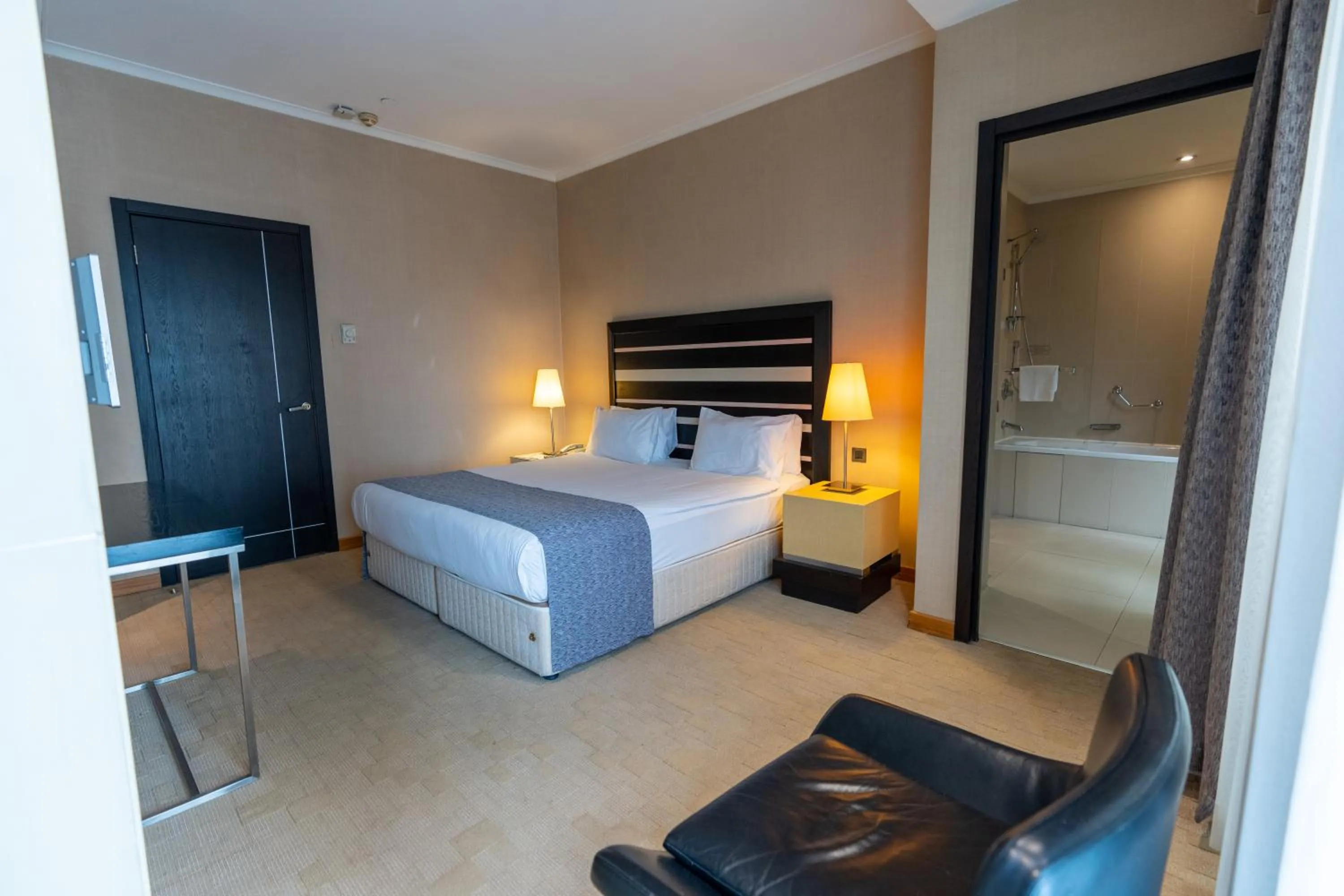 Bed in Sundance Hotel Istanbul