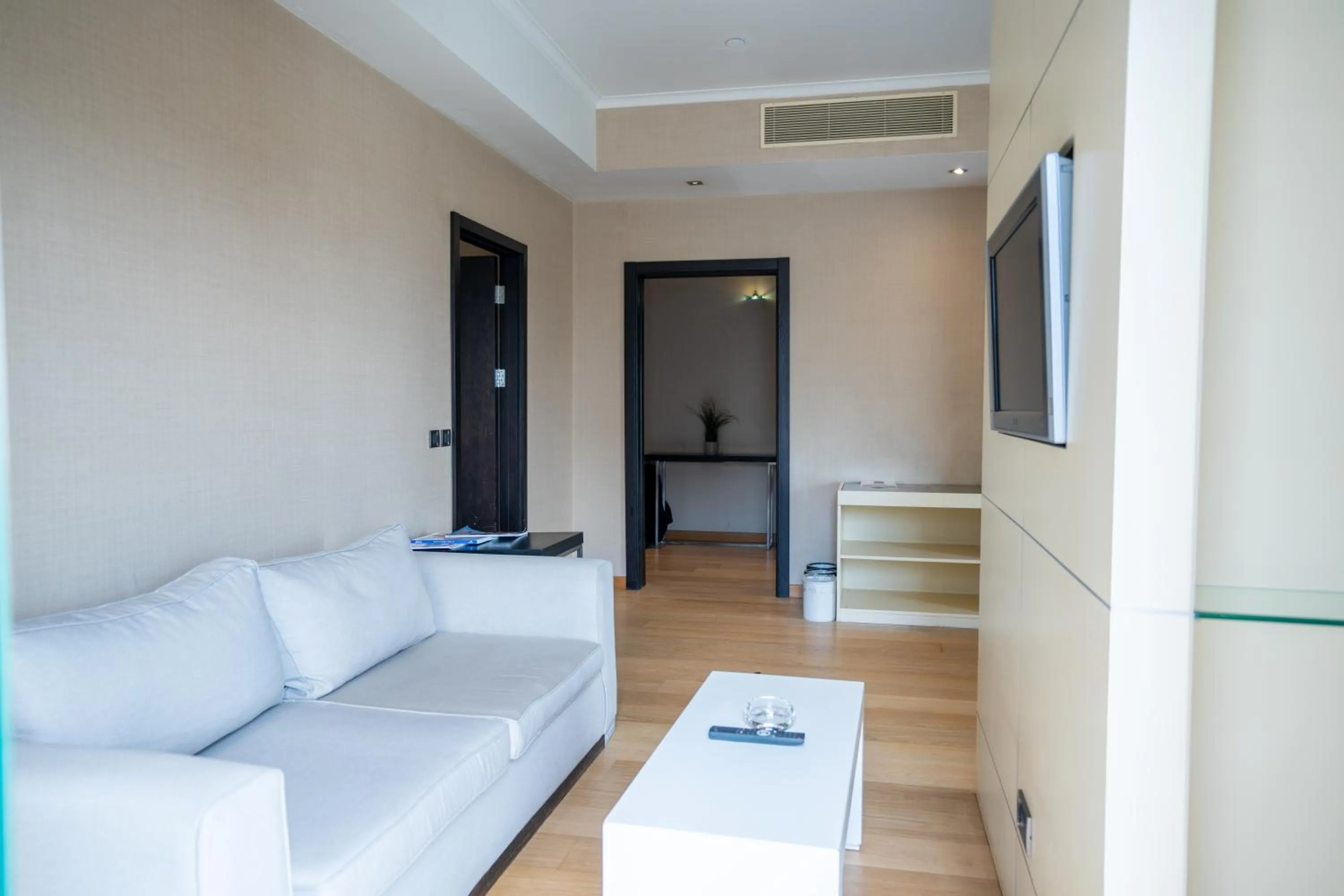 TV and multimedia in Sundance Hotel Istanbul