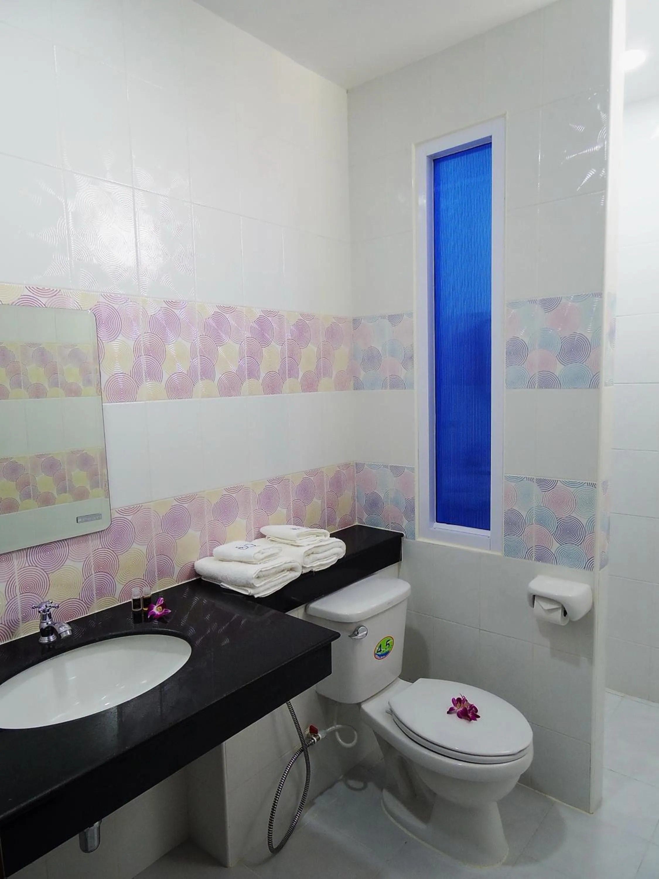 Toilet in The SR Residence Lampang