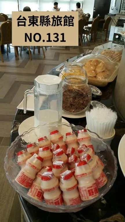 Buffet breakfast in Kaishen Starlight Hotel