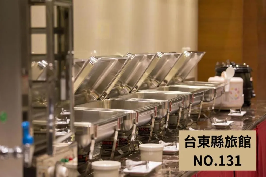 Restaurant/places to eat in Kaishen Starlight Hotel