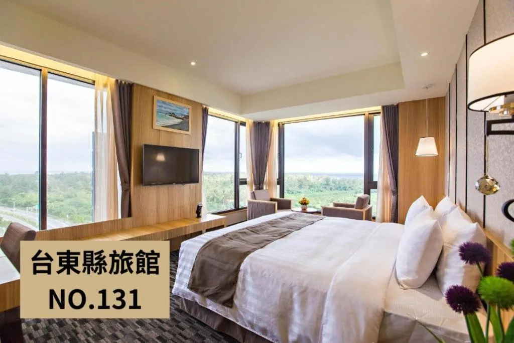 Photo of the whole room, Bed in Kaishen Starlight Hotel