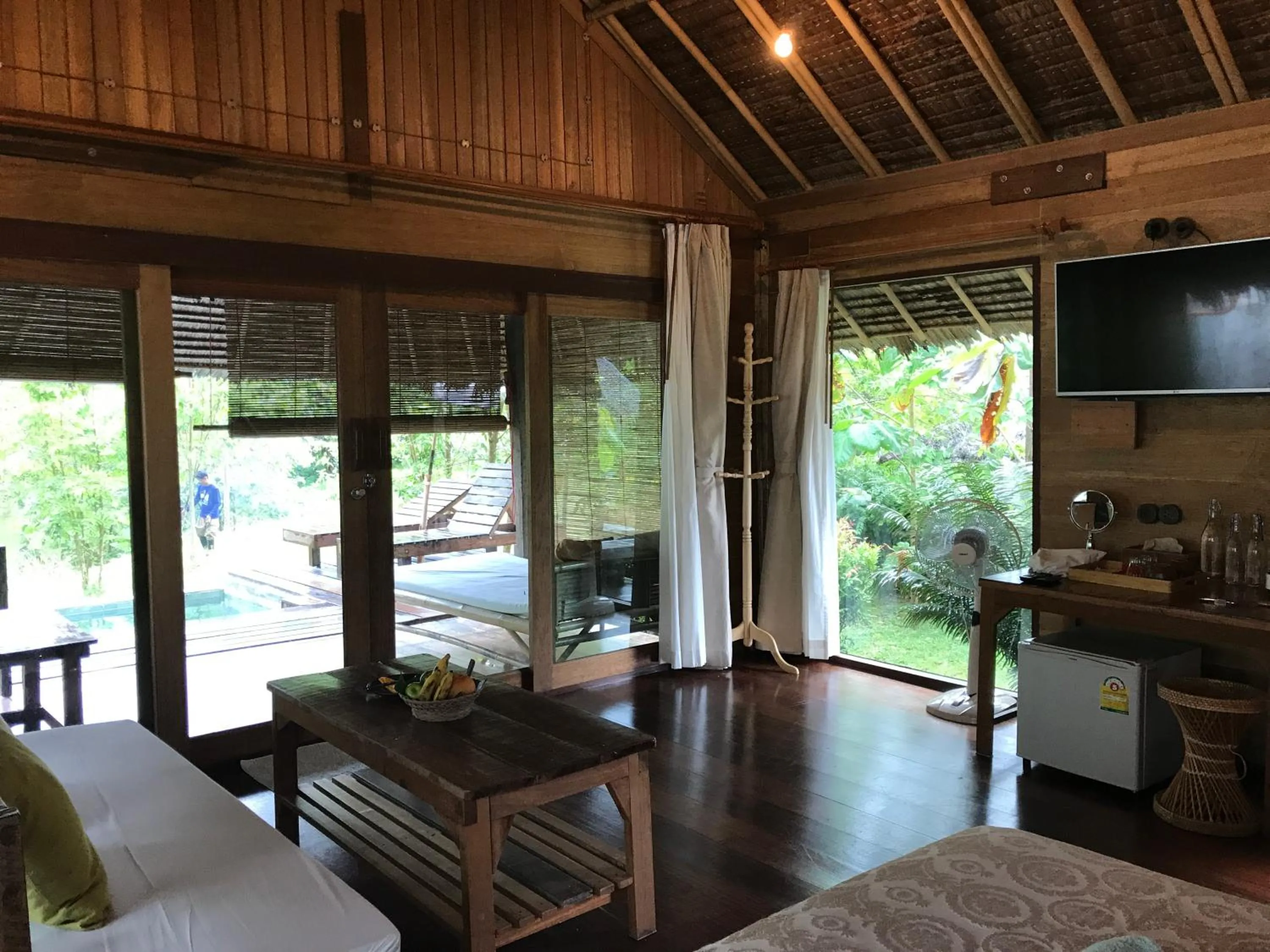 TV and multimedia in Thap Pala Cottage