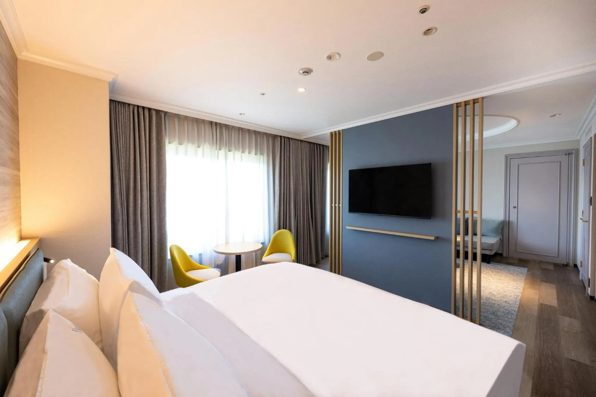 Photo of the whole room, Bed in ANA Holiday Inn Iwate Kitakami by IHG