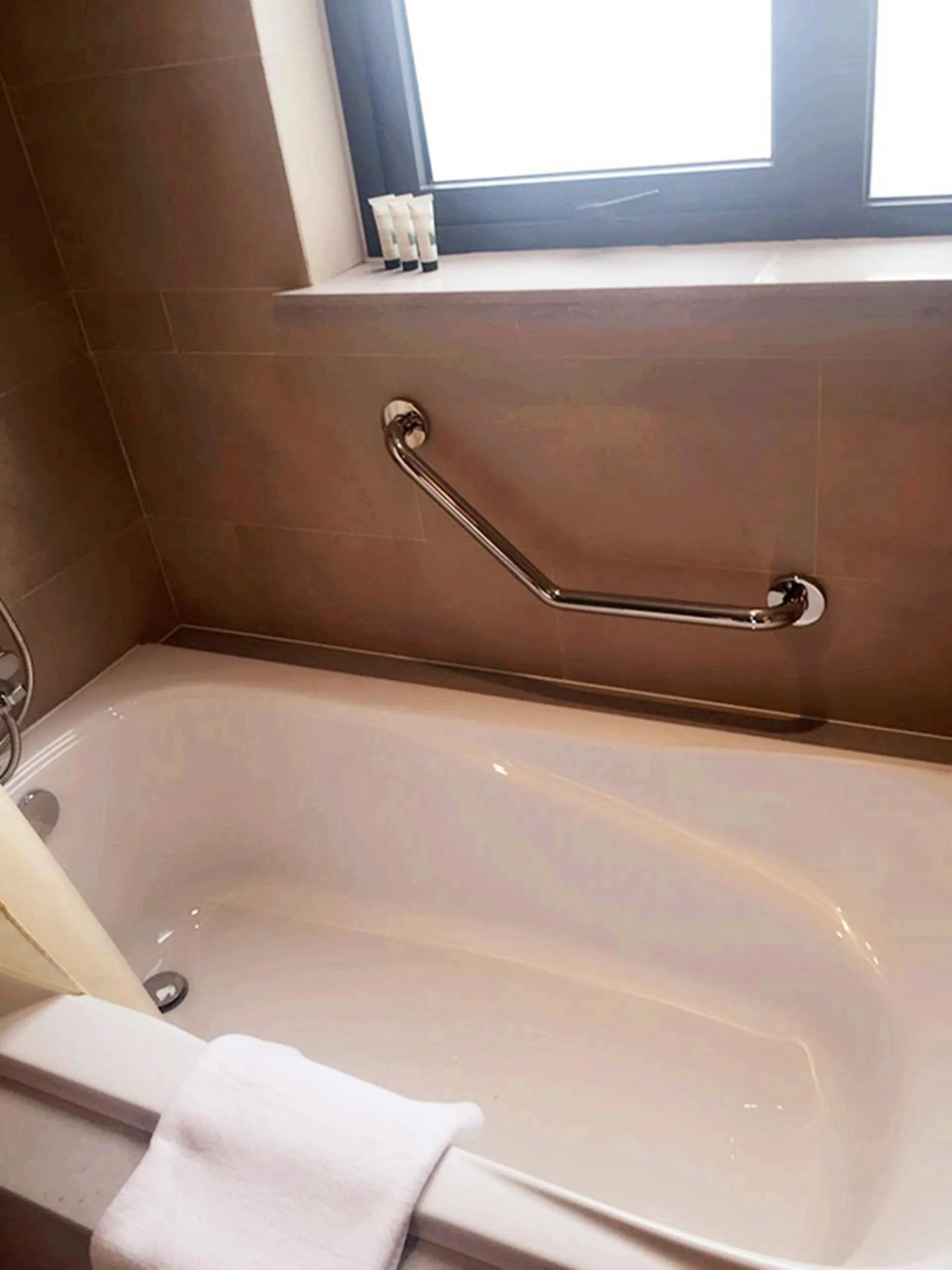 Bathroom in Green Court Place Jingqiao Middle Ring Shanghai