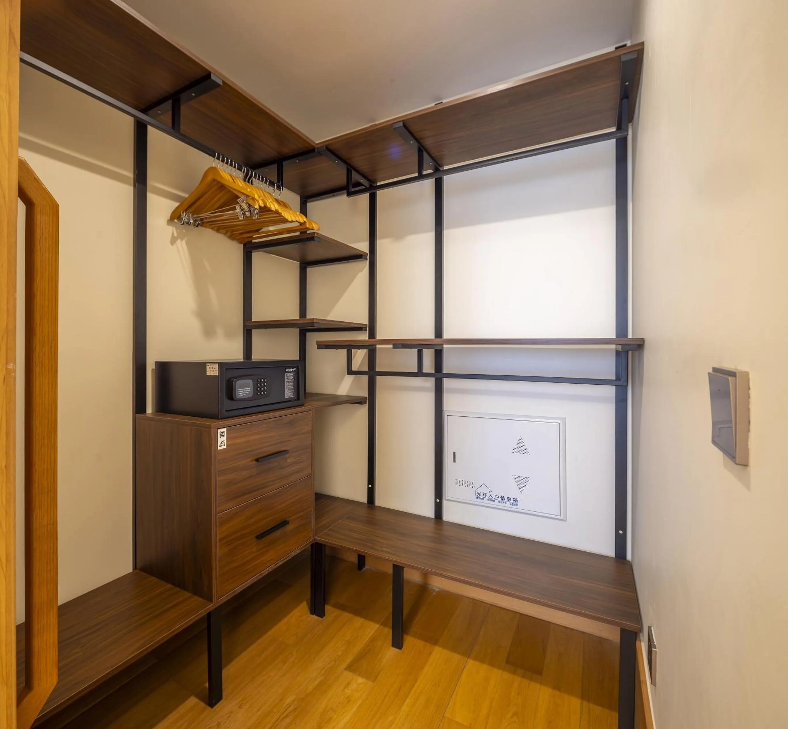 wardrobe in Green Court Place Jingqiao Middle Ring Shanghai