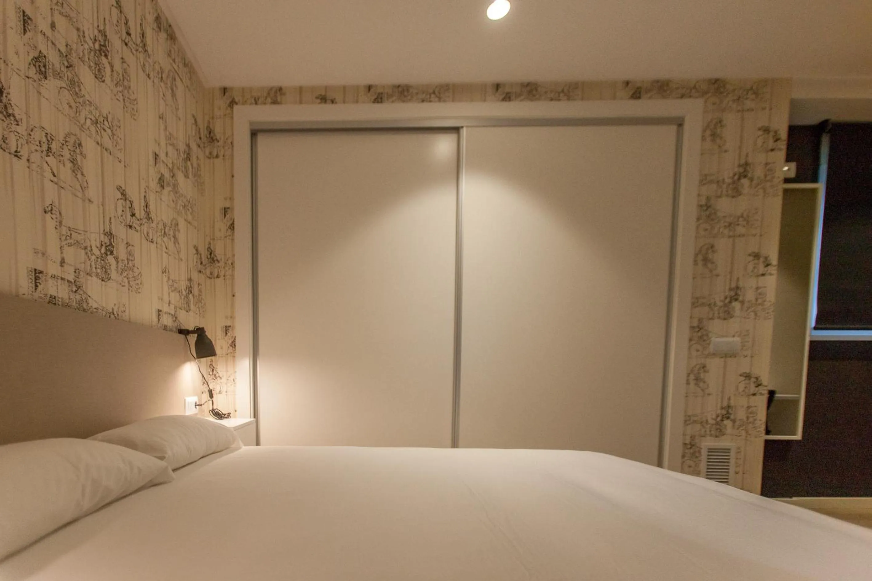 Decorative detail, Bed in Host & Home