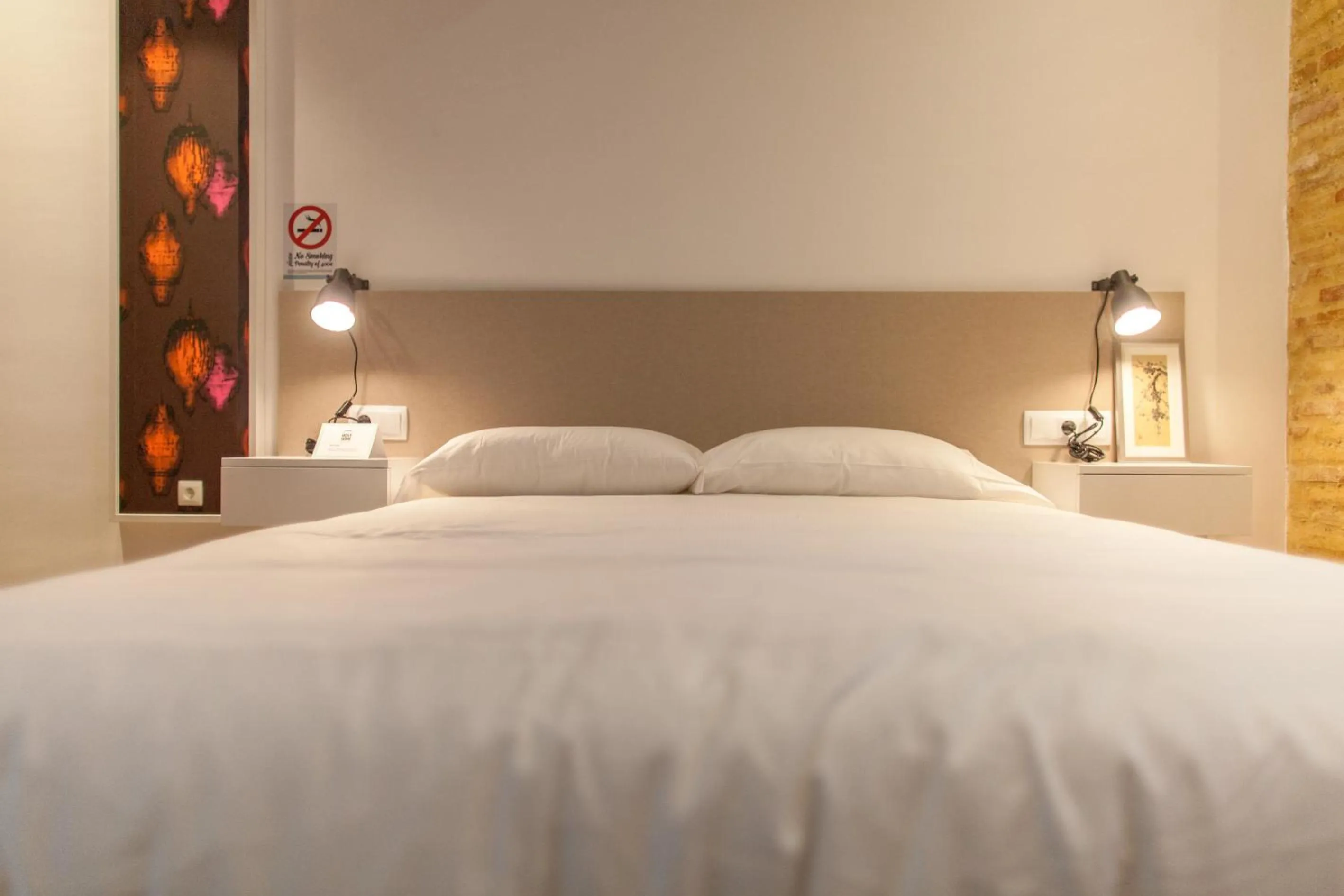 Photo of the whole room, Bed in Host & Home