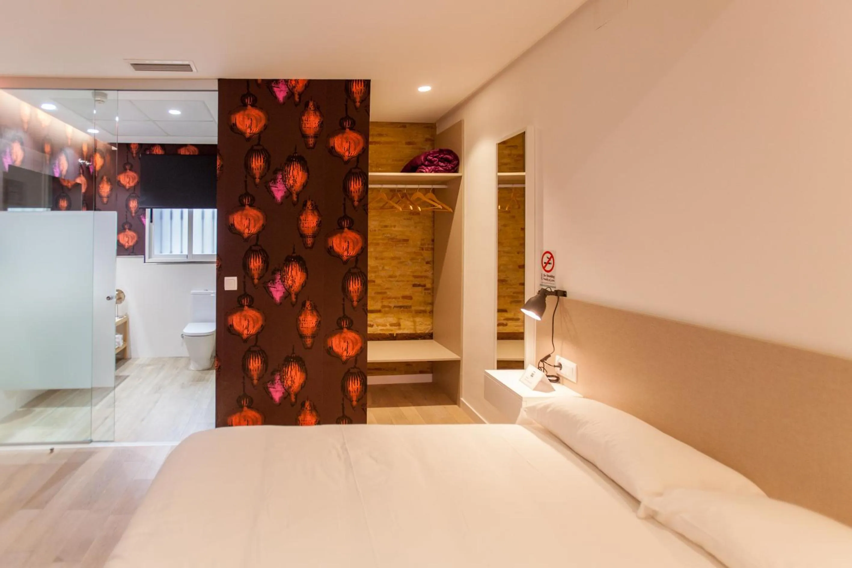 Photo of the whole room, Bed in Host & Home