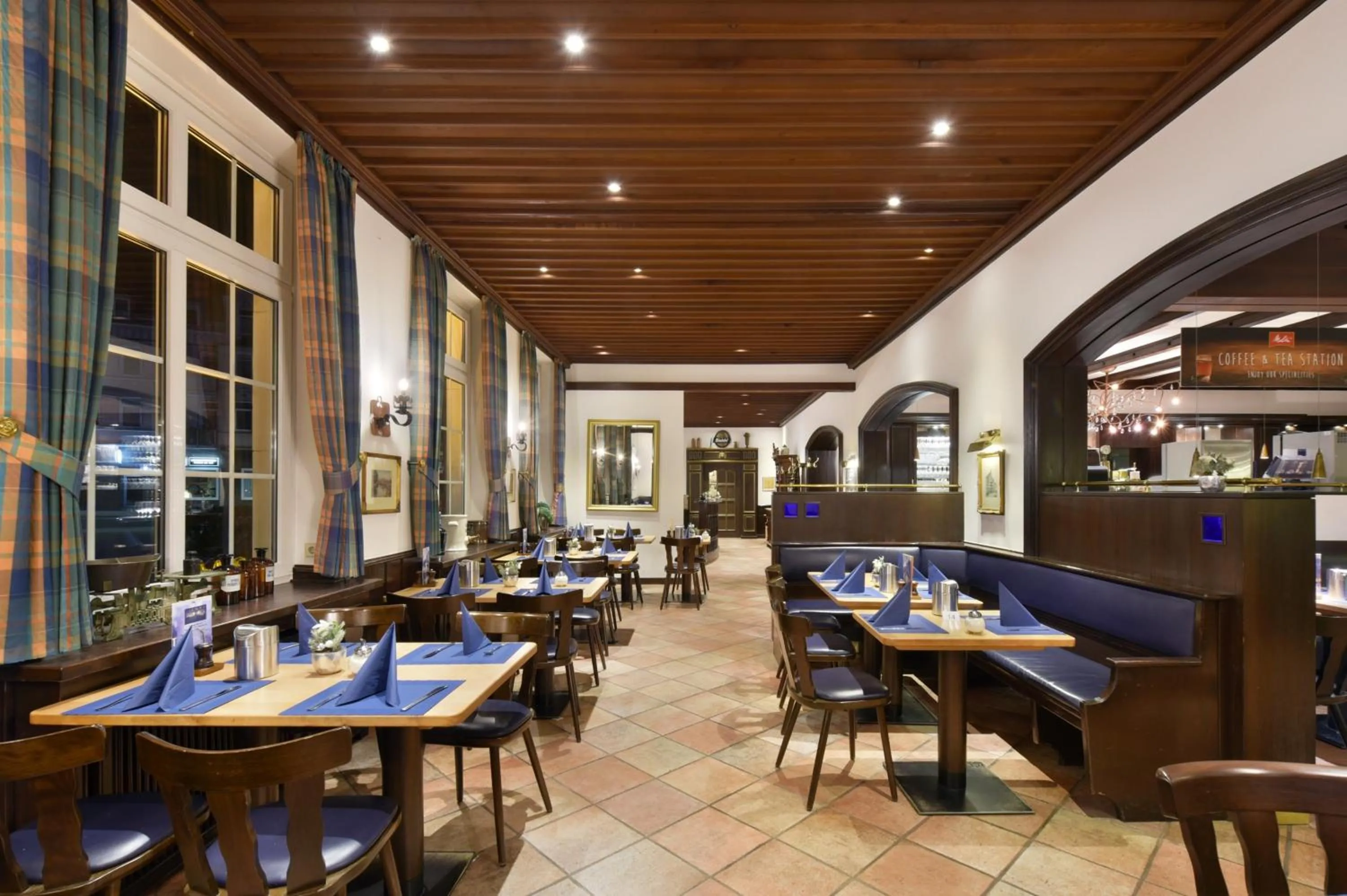 Restaurant/places to eat in Hotel Wiehberg - Self Check-In