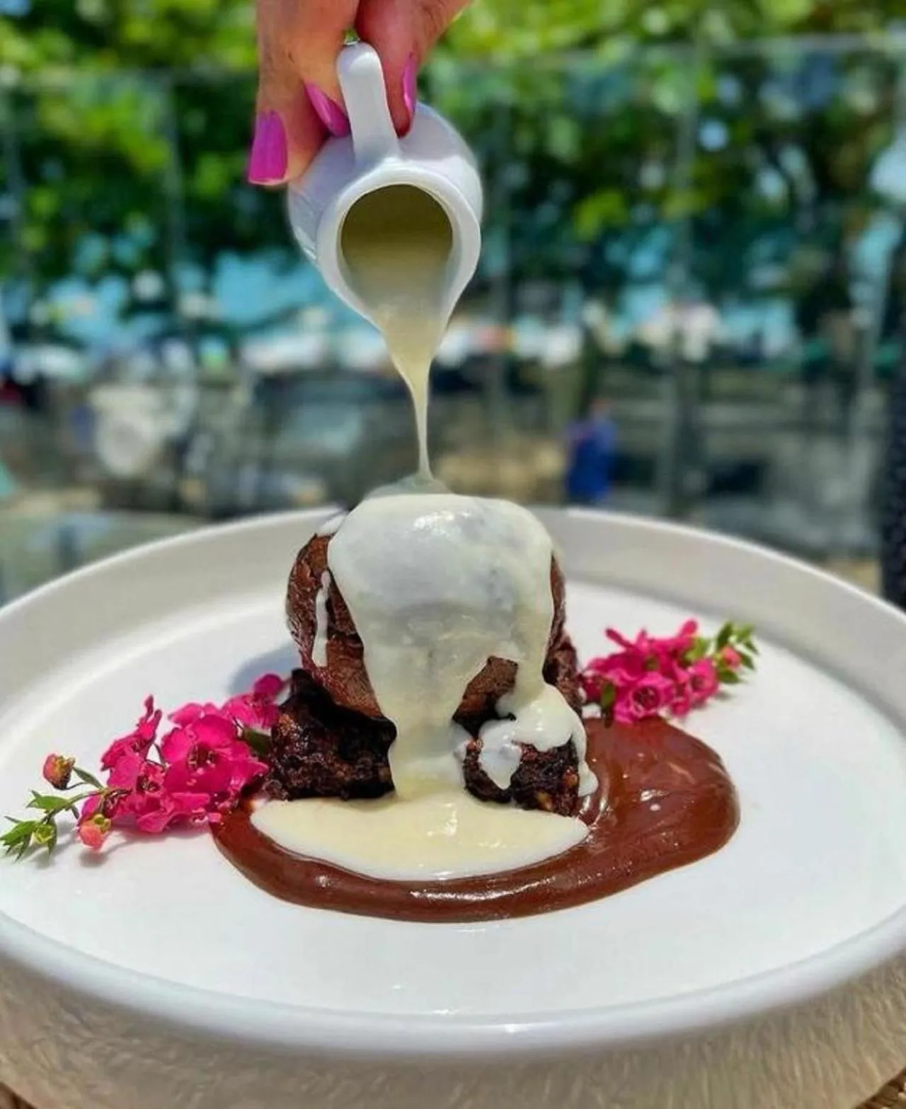 Restaurant/places to eat in Hotel Espadarte