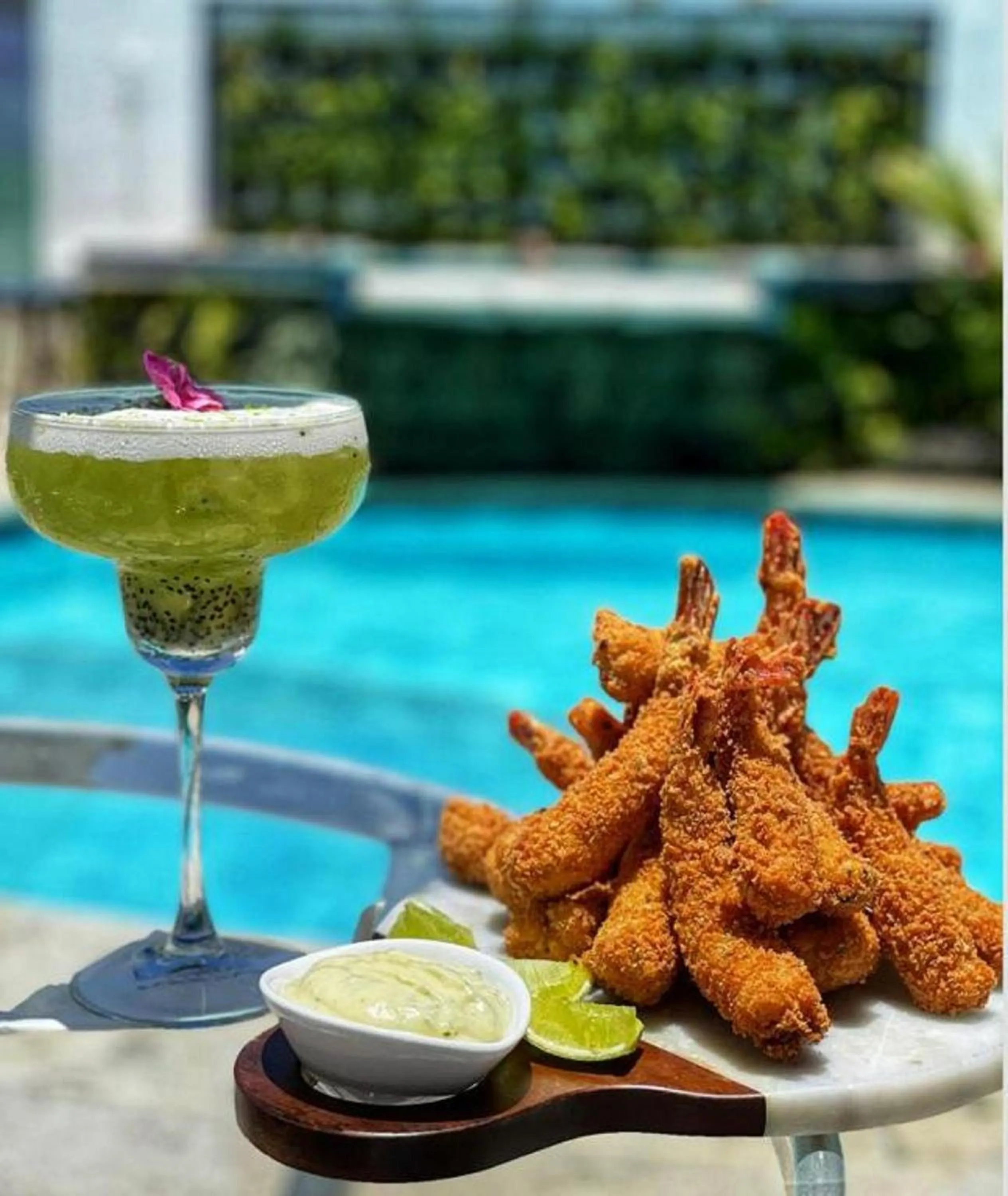 Restaurant/places to eat in Hotel Espadarte