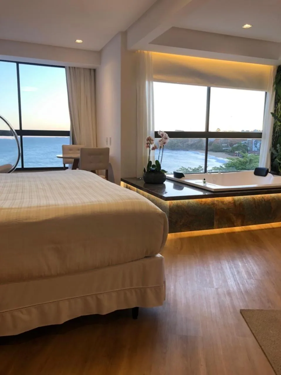 Hot Tub, Bed in Hotel Espadarte