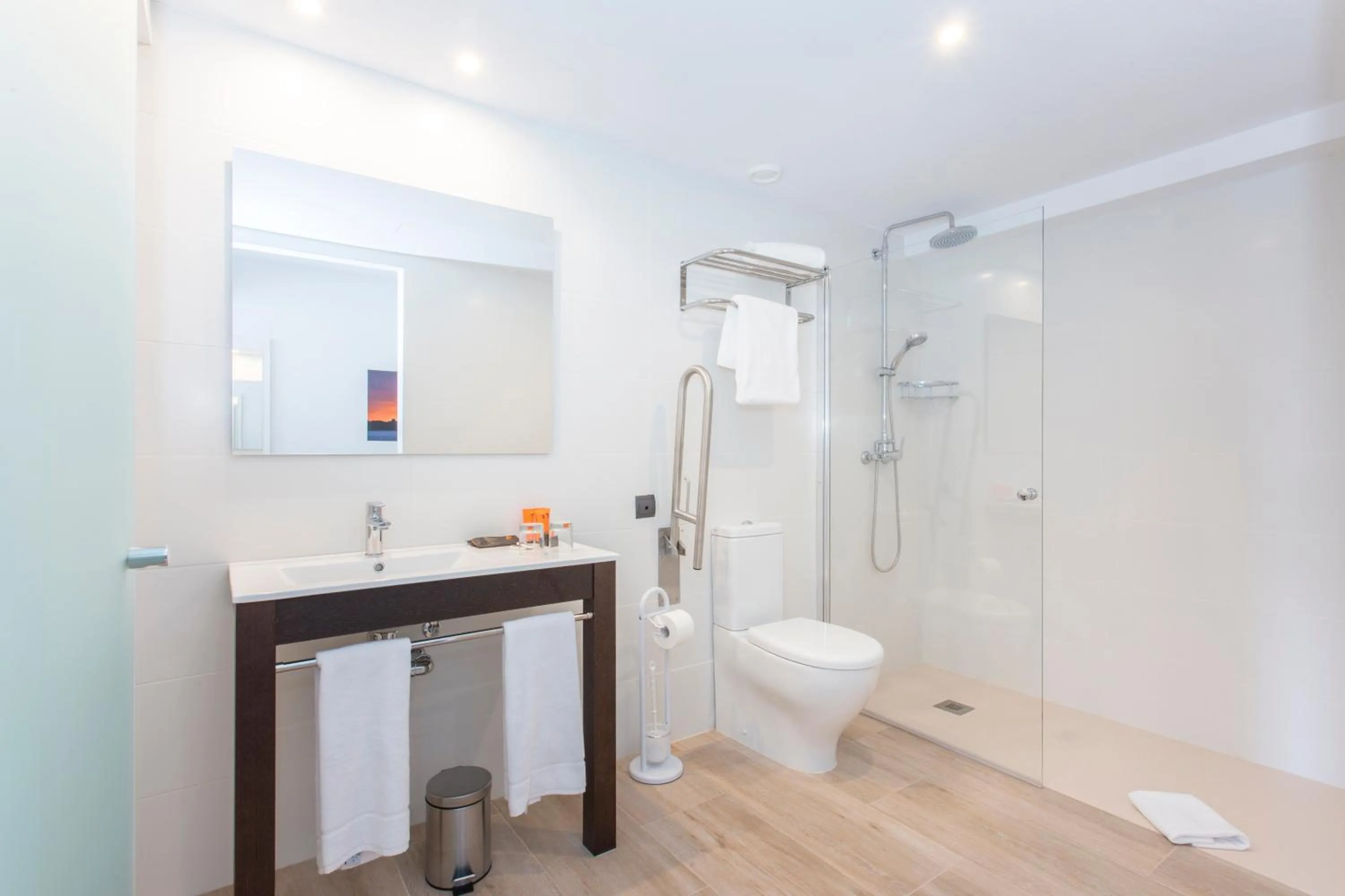 Bathroom in Alcanada Golf Hotel