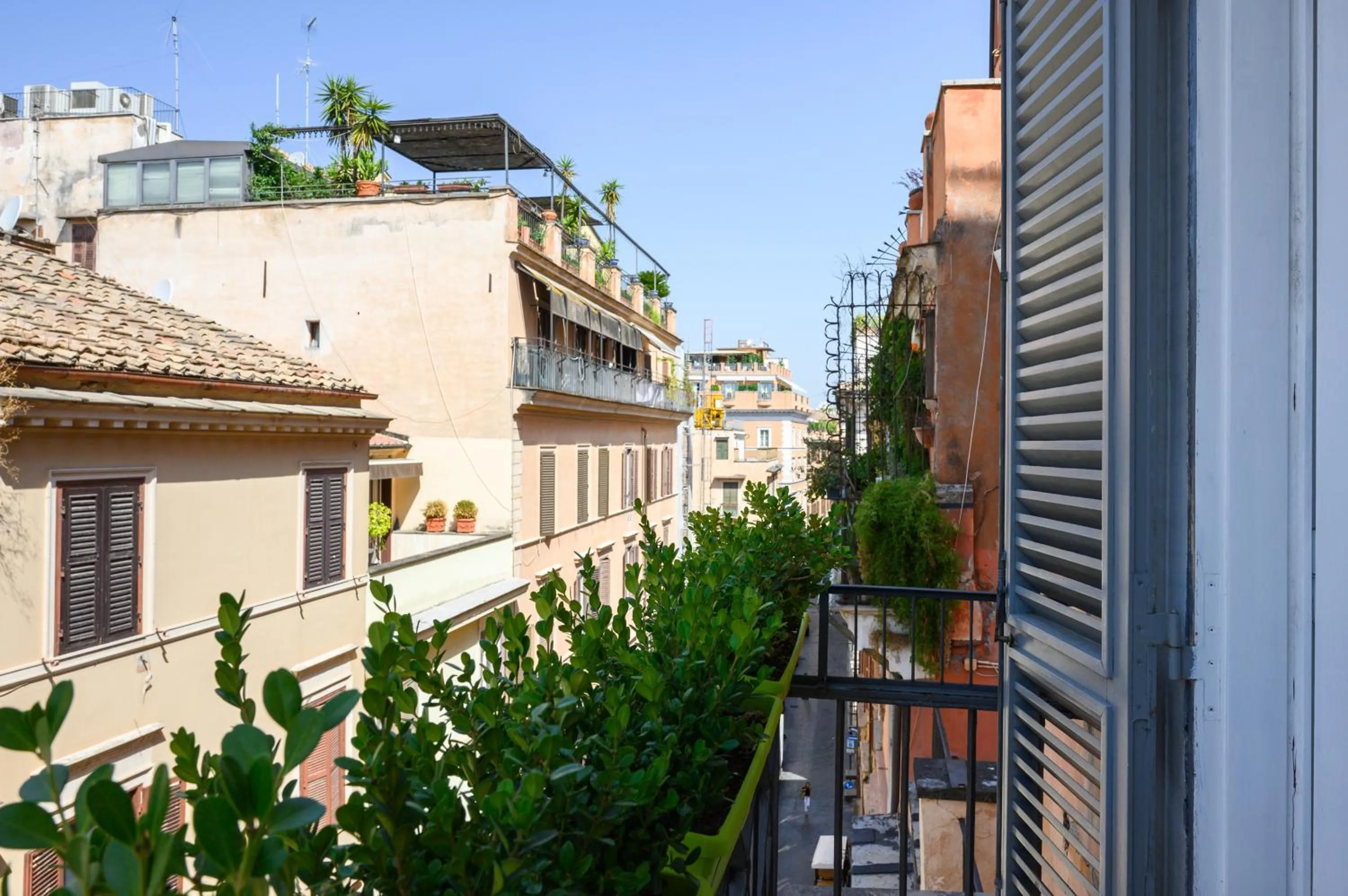 Property building in Domus Spagna Frattina