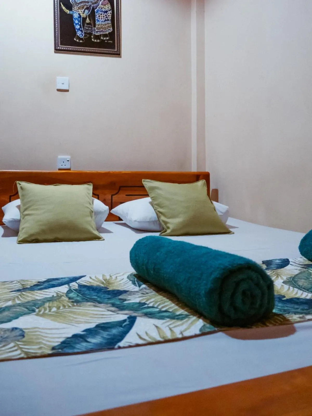 Bed in Viveka Inn Guest and Yala Safari