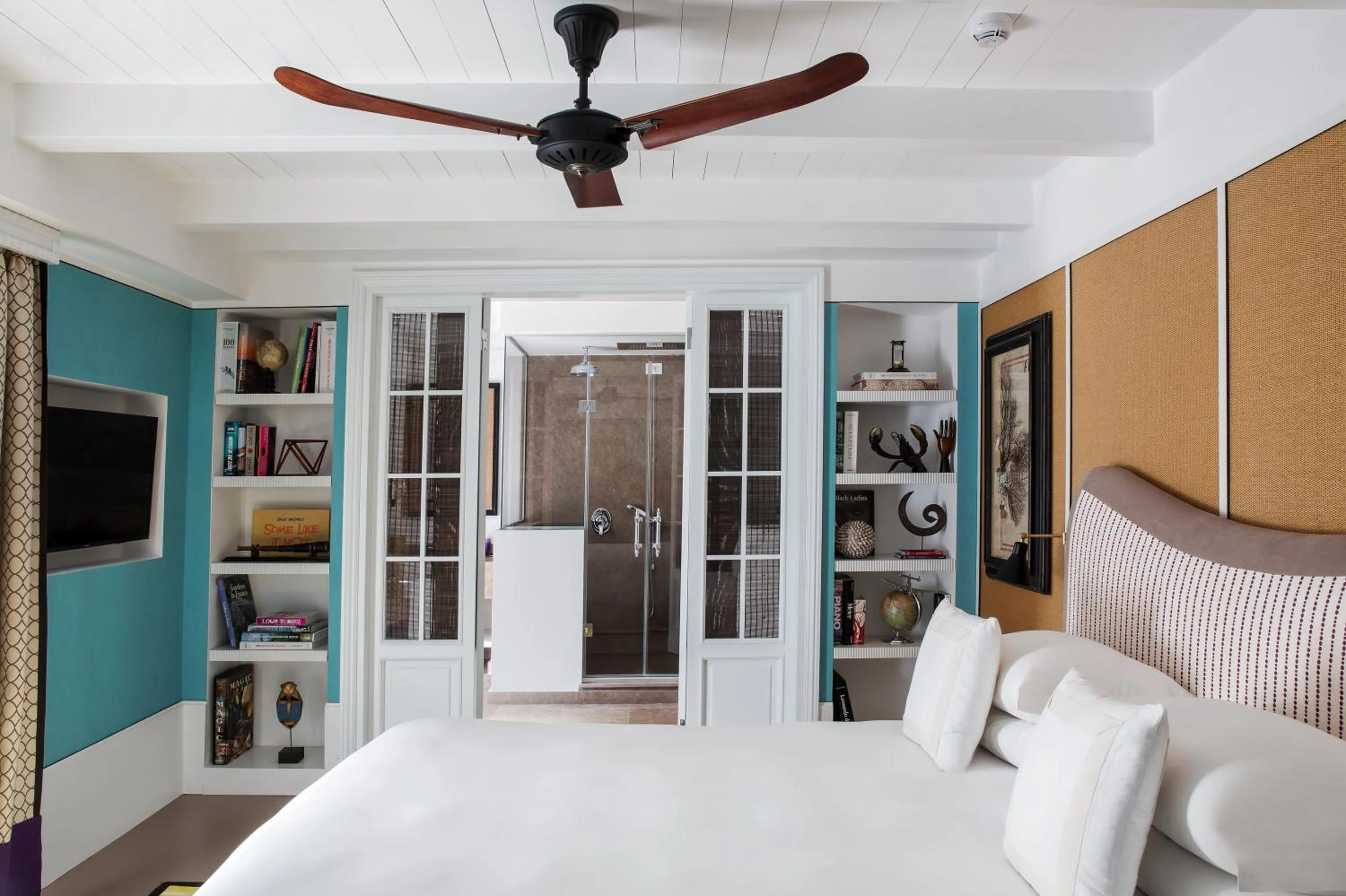 TV and multimedia, Bed in Capri Tiberio Palace - The Leading Hotels of the World