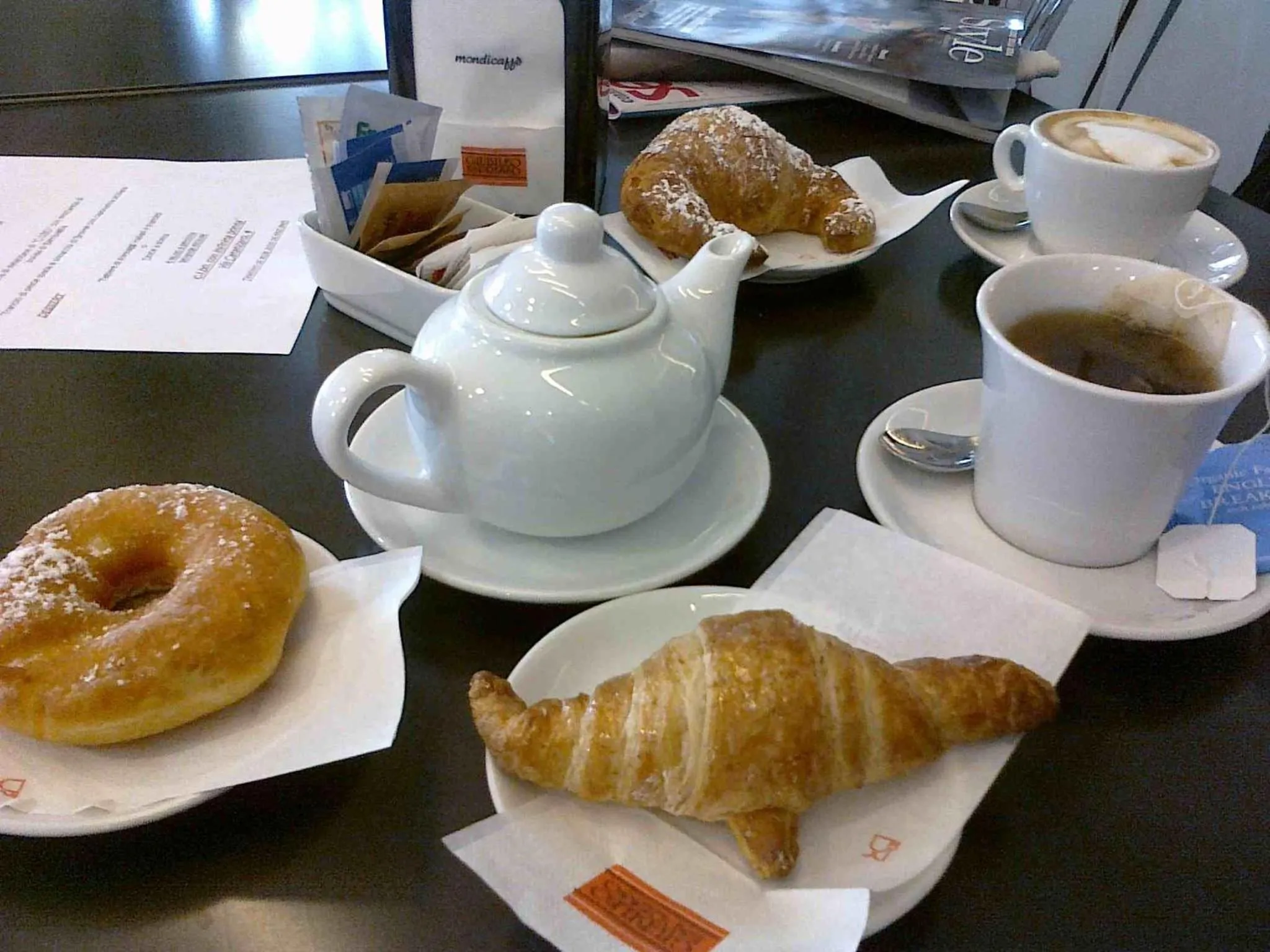 Italian breakfast in La Casa Sull'aia,AV