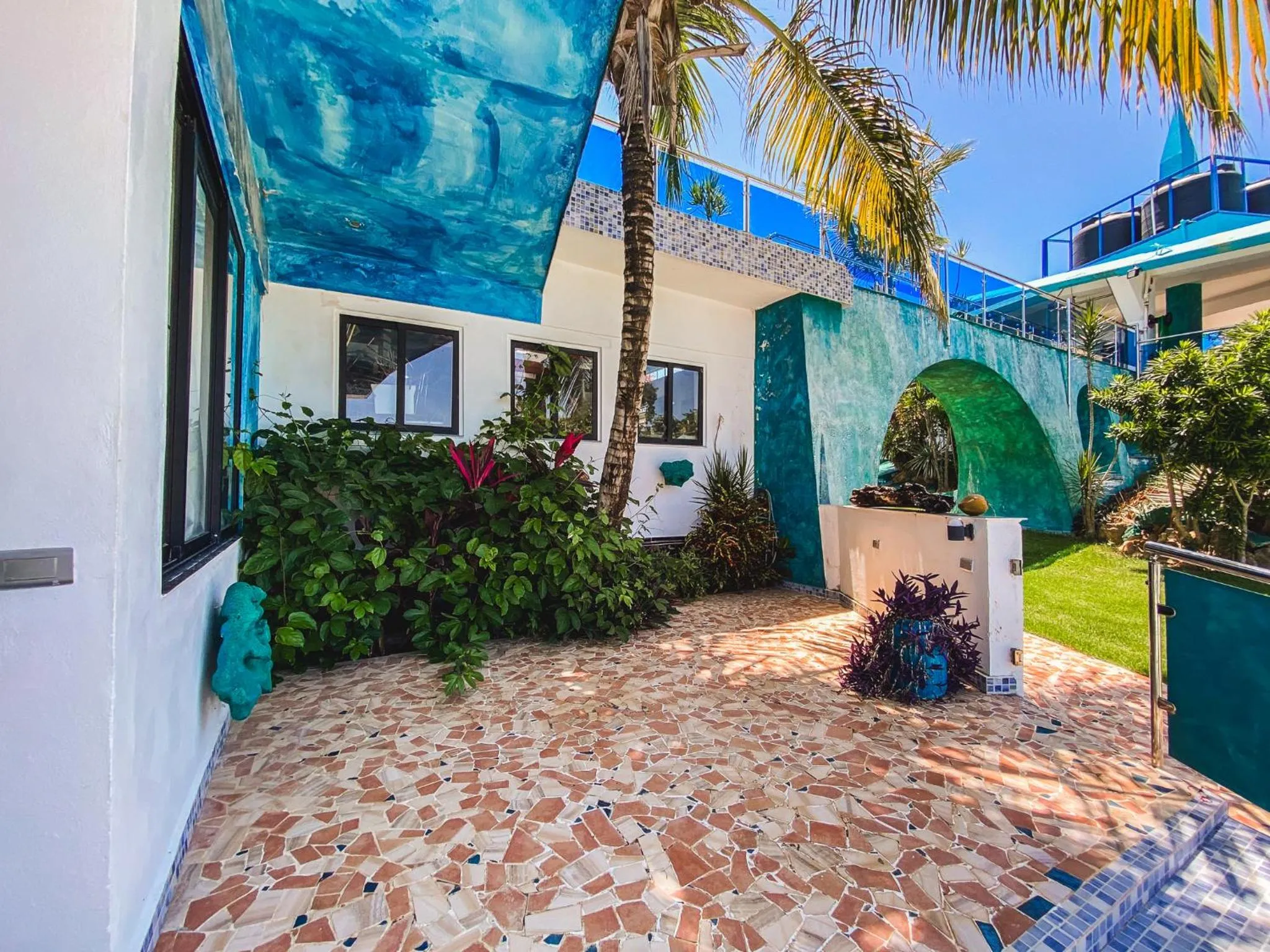 Garden in Sunset Samana