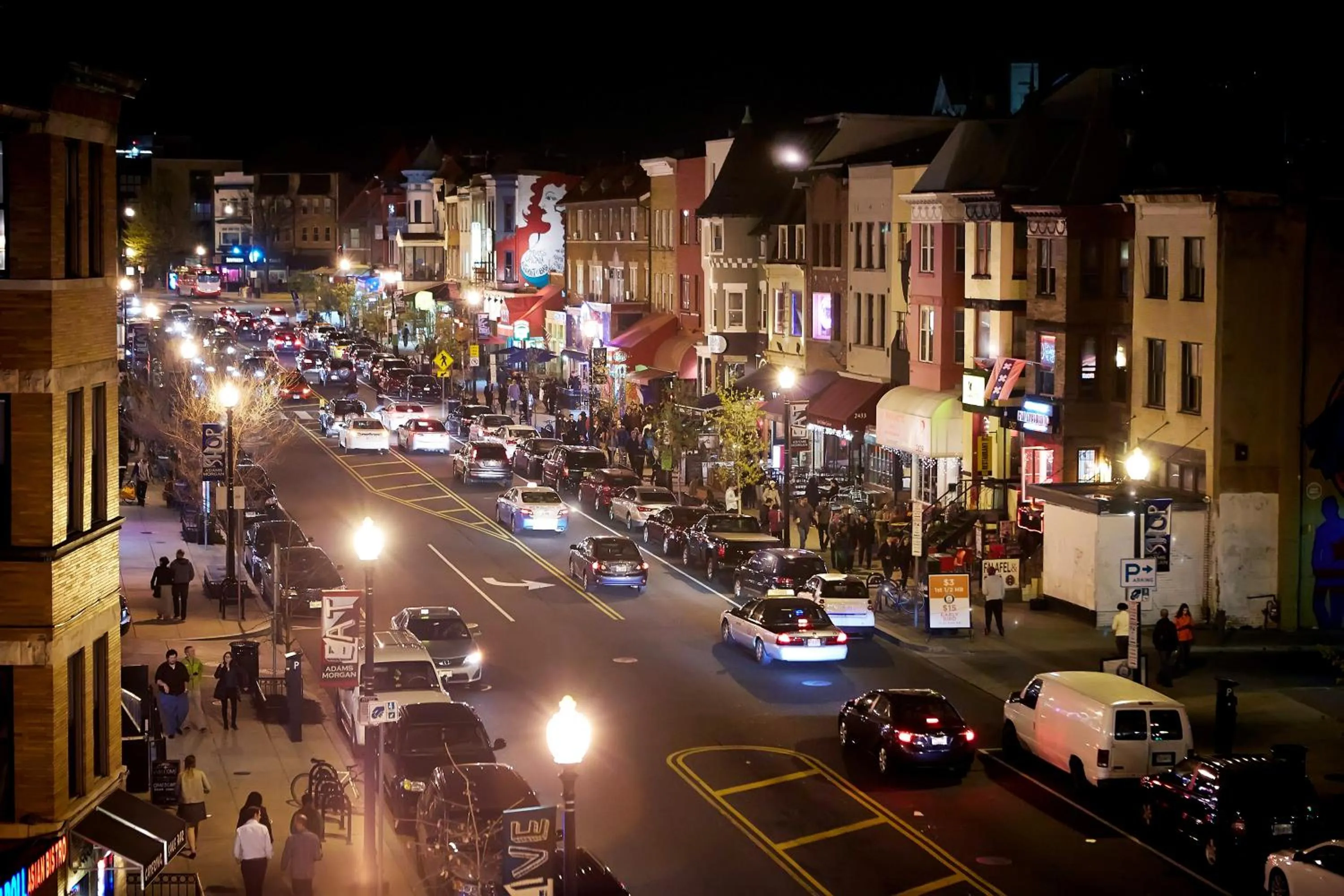 Evening entertainment in HighRoad Washington DC