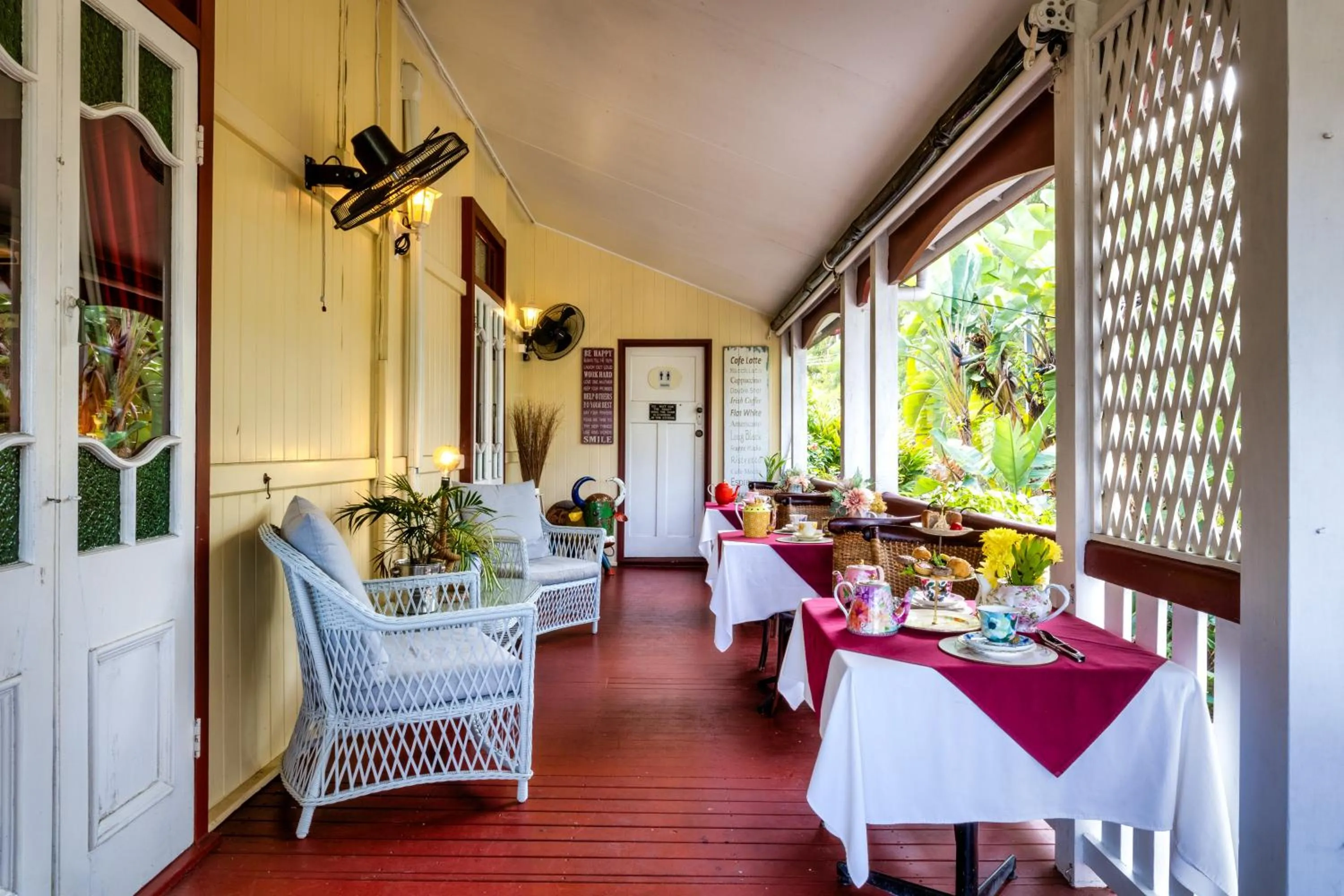 Restaurant/places to eat in The Village B&B