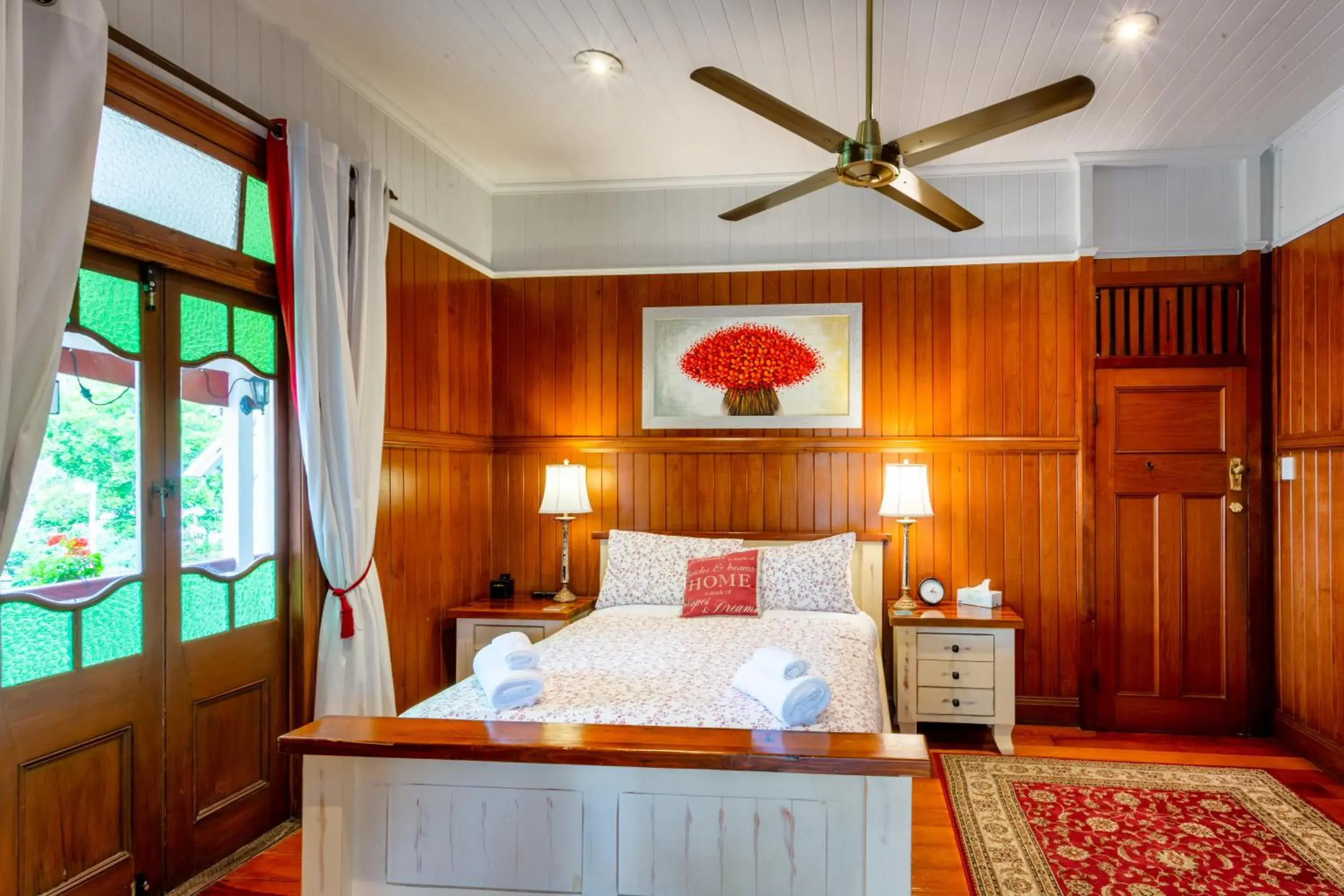 The Andrews Room with Private External Bathroom in The Village B&B The Andrews Room with Private External Bathroom in The Village B&B