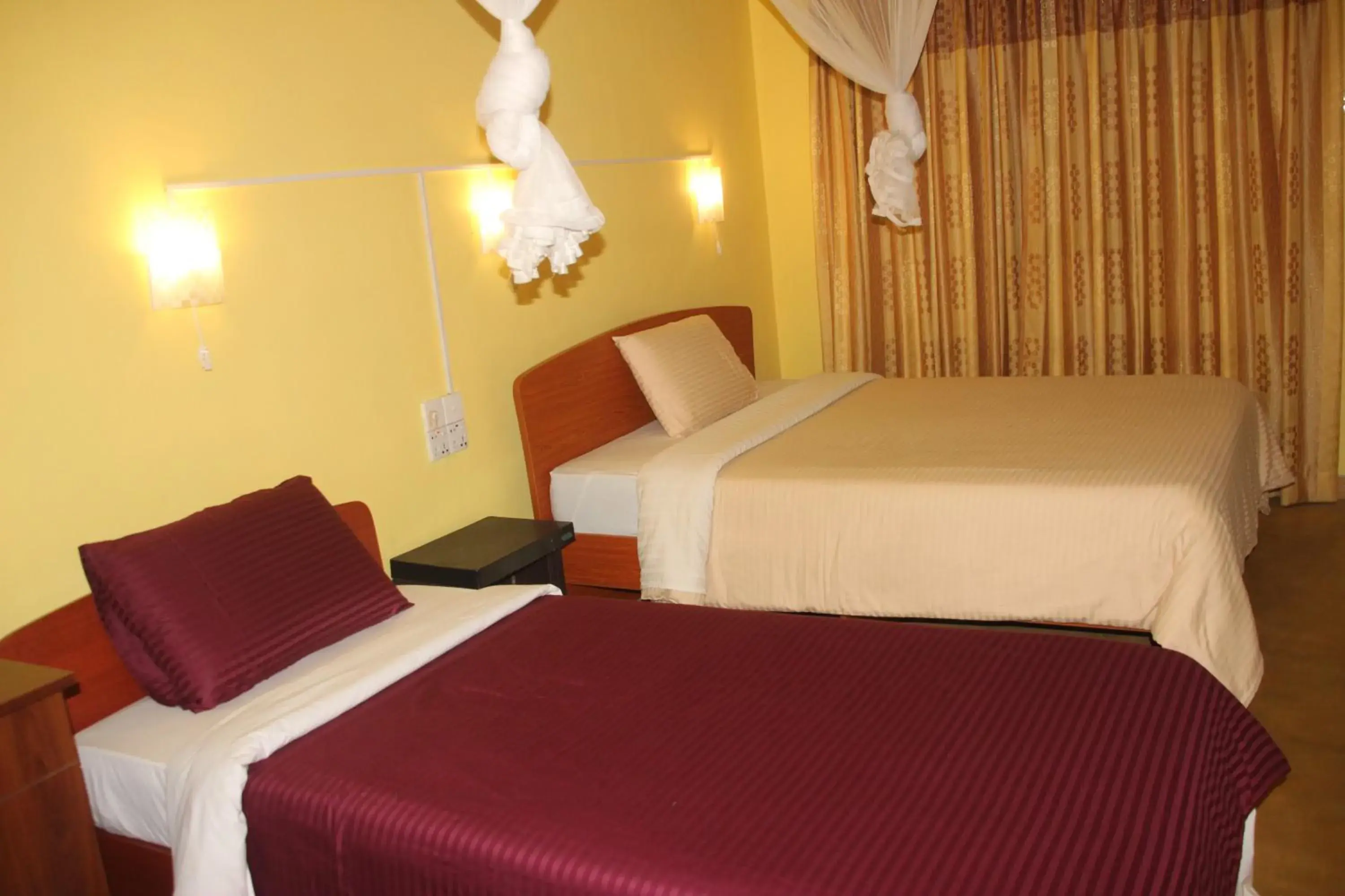 Standard Triple Room with Ella Rock View - single occupancy in Welcome Inn Standard Triple Room with Ella Rock View - single occupancy in Welcome Inn