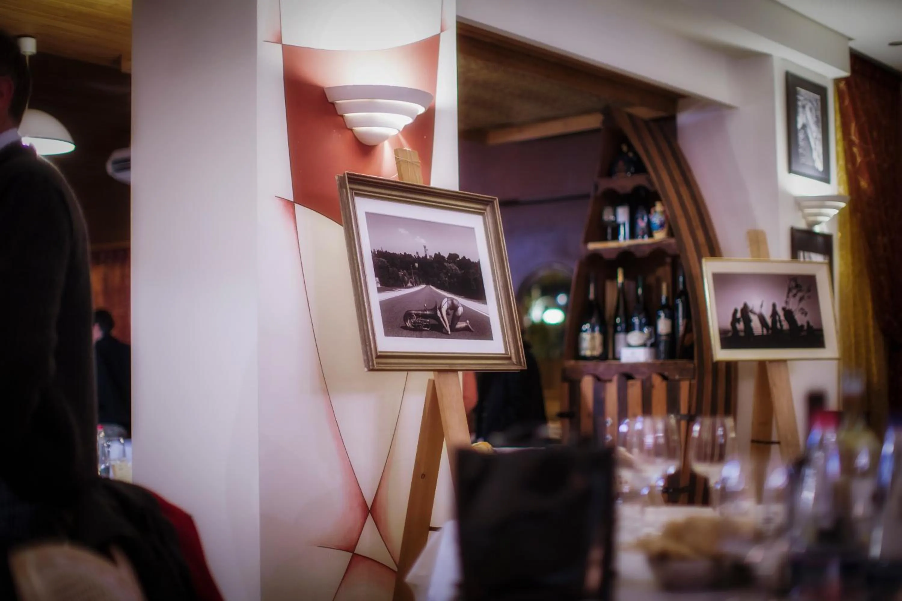 Decorative detail in Hotel Catullo