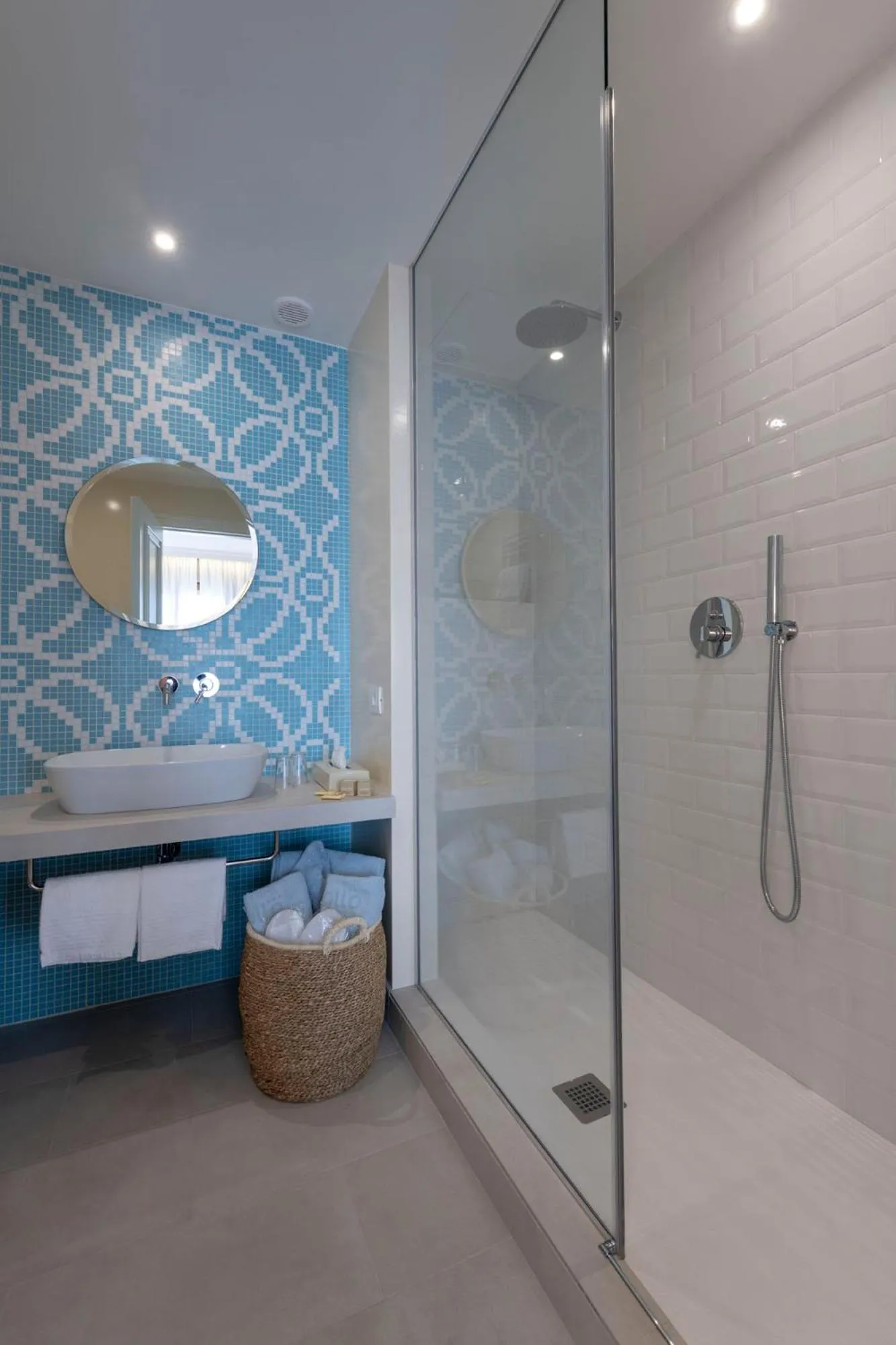 Shower in Hotel Apollo Terme