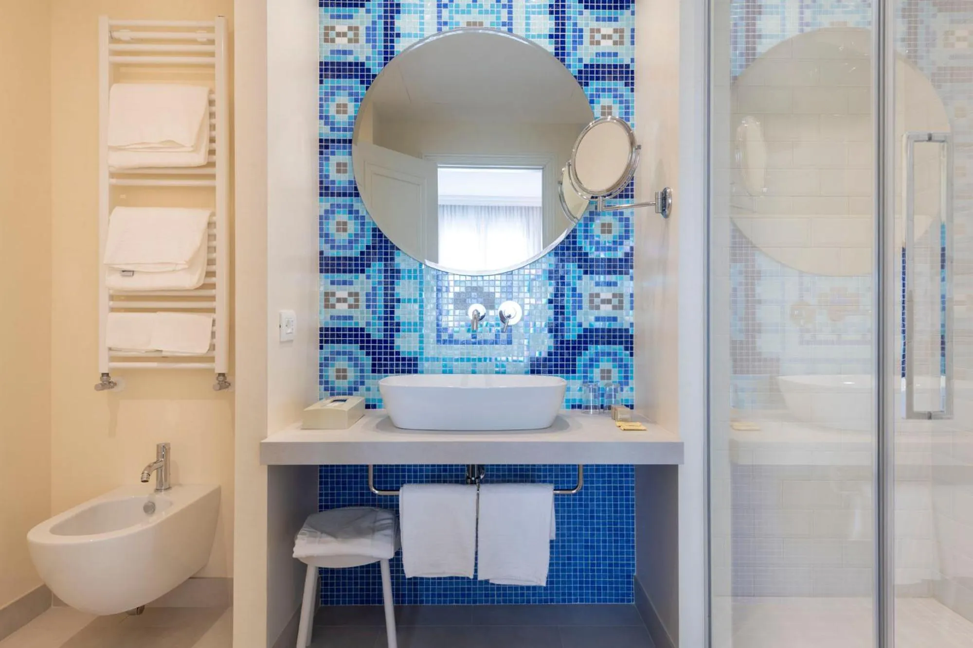 Bathroom in Hotel Apollo Terme