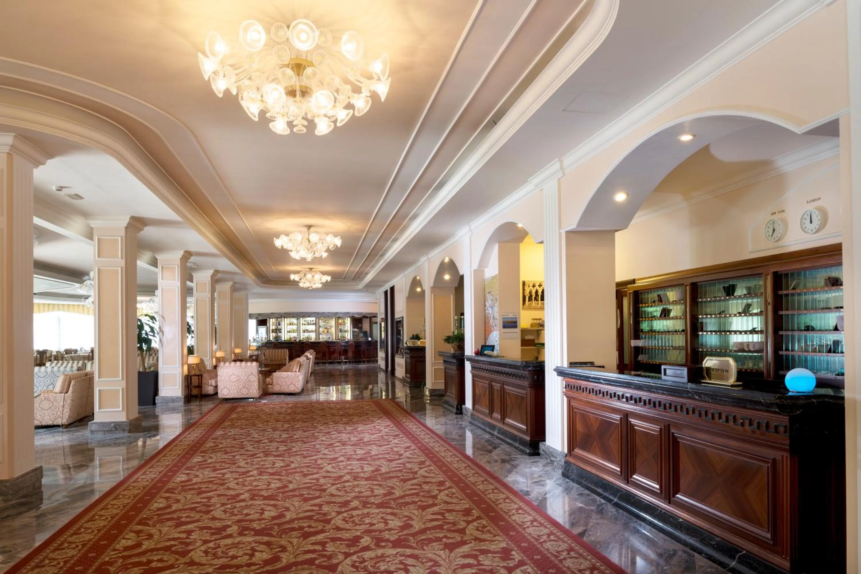 Communal lounge/ TV room in Hotel Apollo Terme