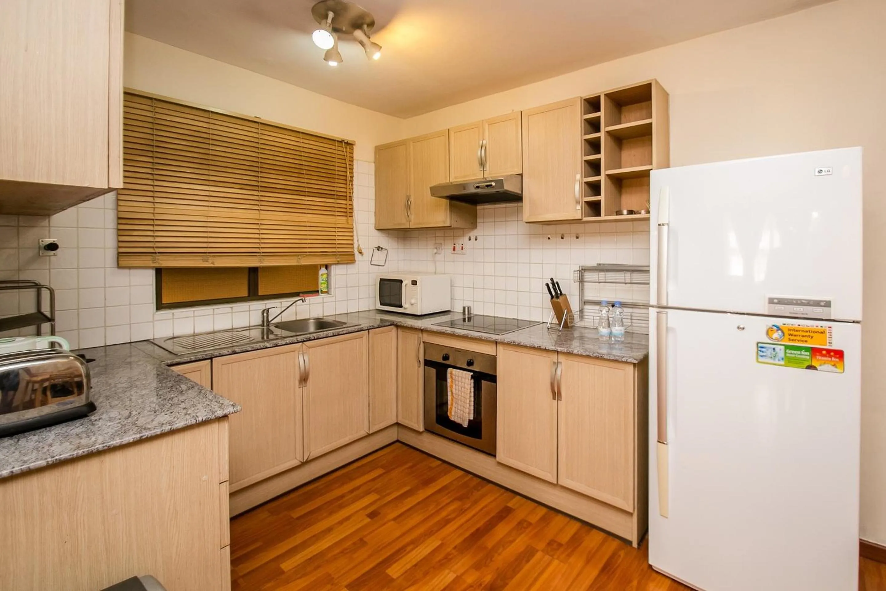 Kitchen or kitchenette in Kates Apartments