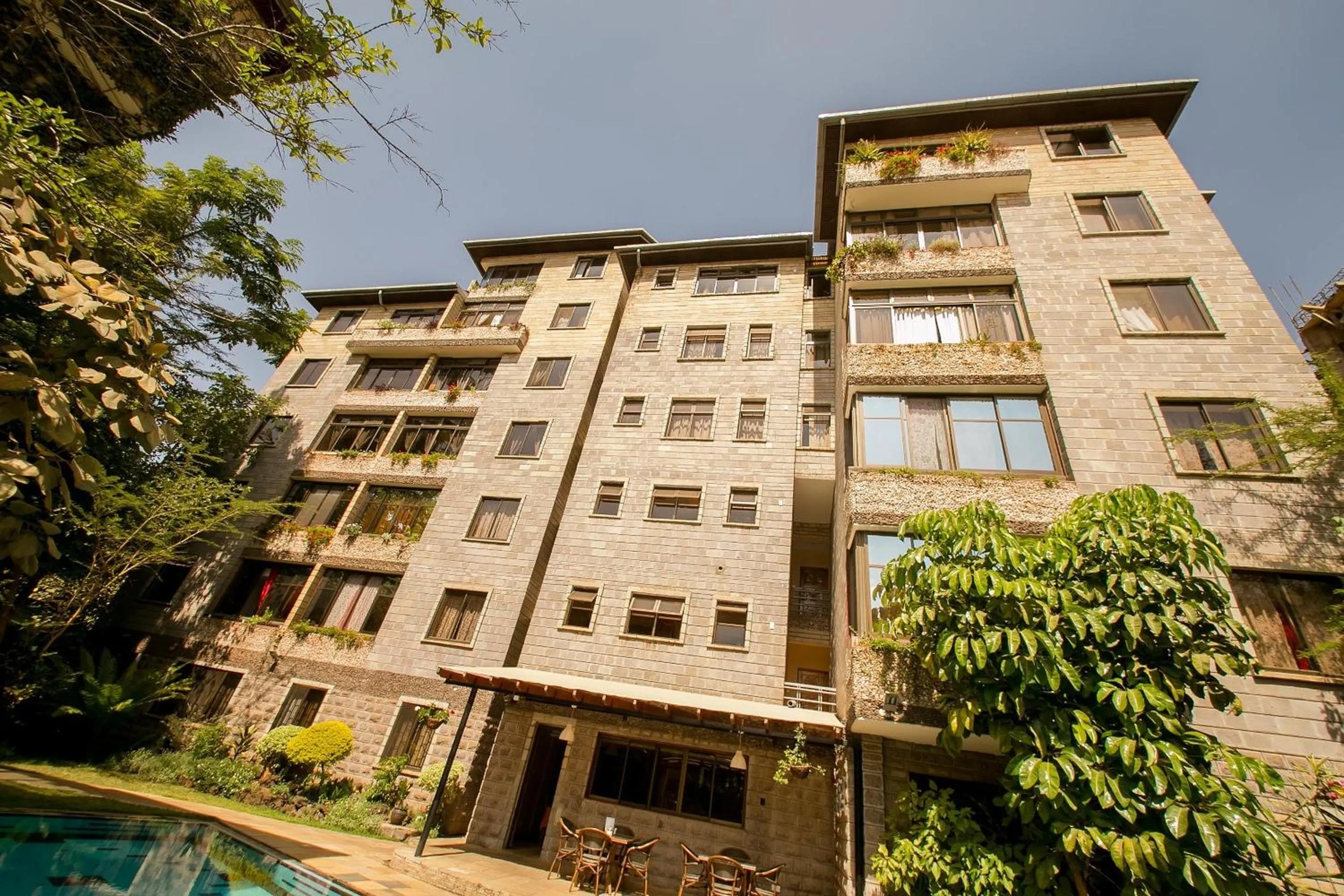 Property building in Kates Apartments