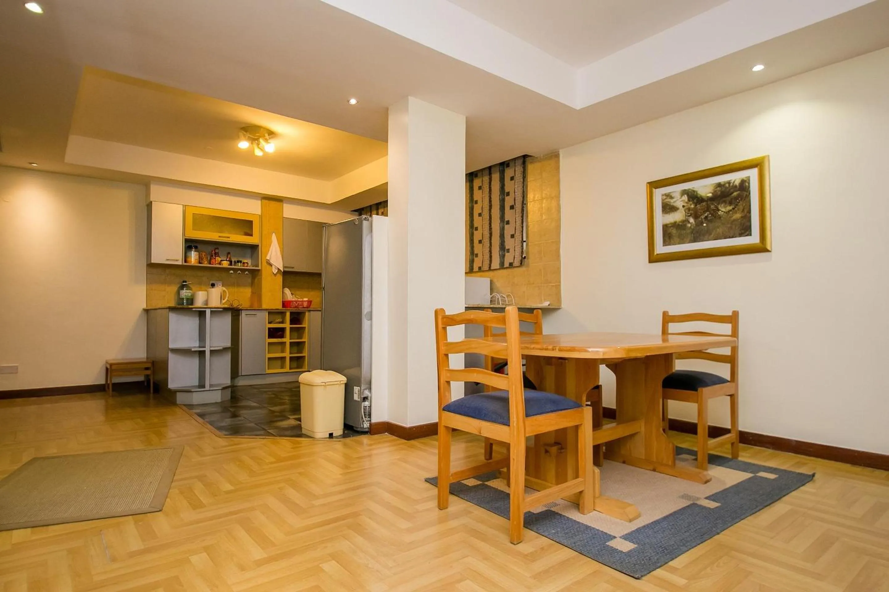 Dining area in Kates Apartments